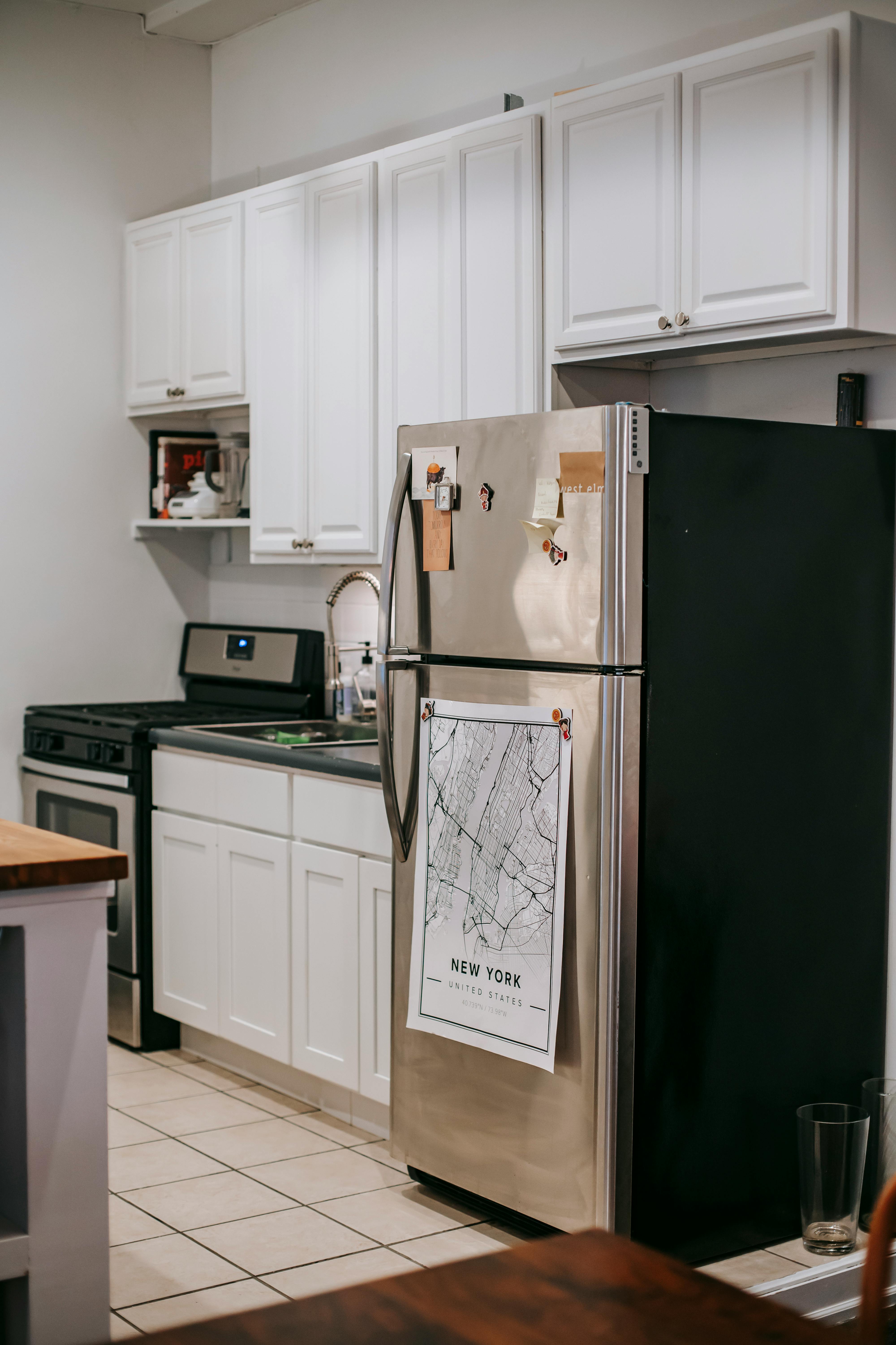 A refrigerator | Source: Pexels
