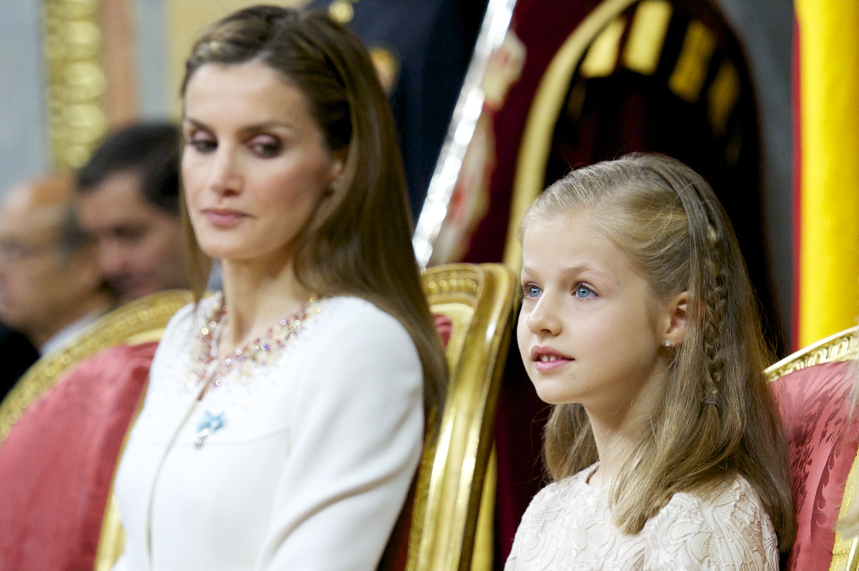 Reina Letizia y Princesa Leonor en la inauguración del Congreso de los Diputados en junio de 2014, en Madrid, España || Fuente: Getty Images Reina Letizia y Princesa Leonor en la inauguración del Congreso de los Diputados en junio de 2014, en Madrid, España || Fuente: Getty Images