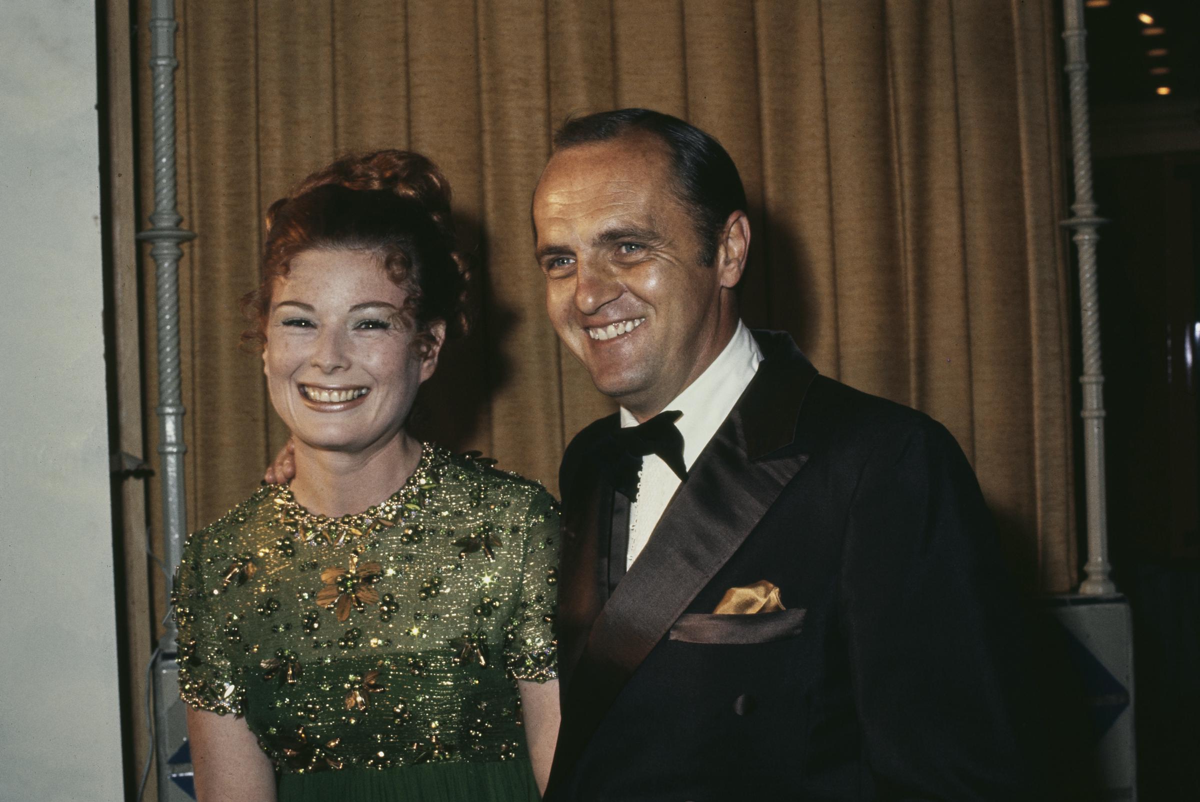 Virginia Quinn and Bob Newhart at a red carpet event, circa 1970s. | Source: Getty Images