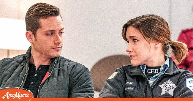 Jesse Lee Soffer as Detective Jay Halstead and Sophia Bush as Detective Erin Lindsay on season 3 of "Chicago P.D." on April 14, 2016 | Photo: Matt Dinerstein/NBCU Photo Bank/NBCUniversal/Getty Images