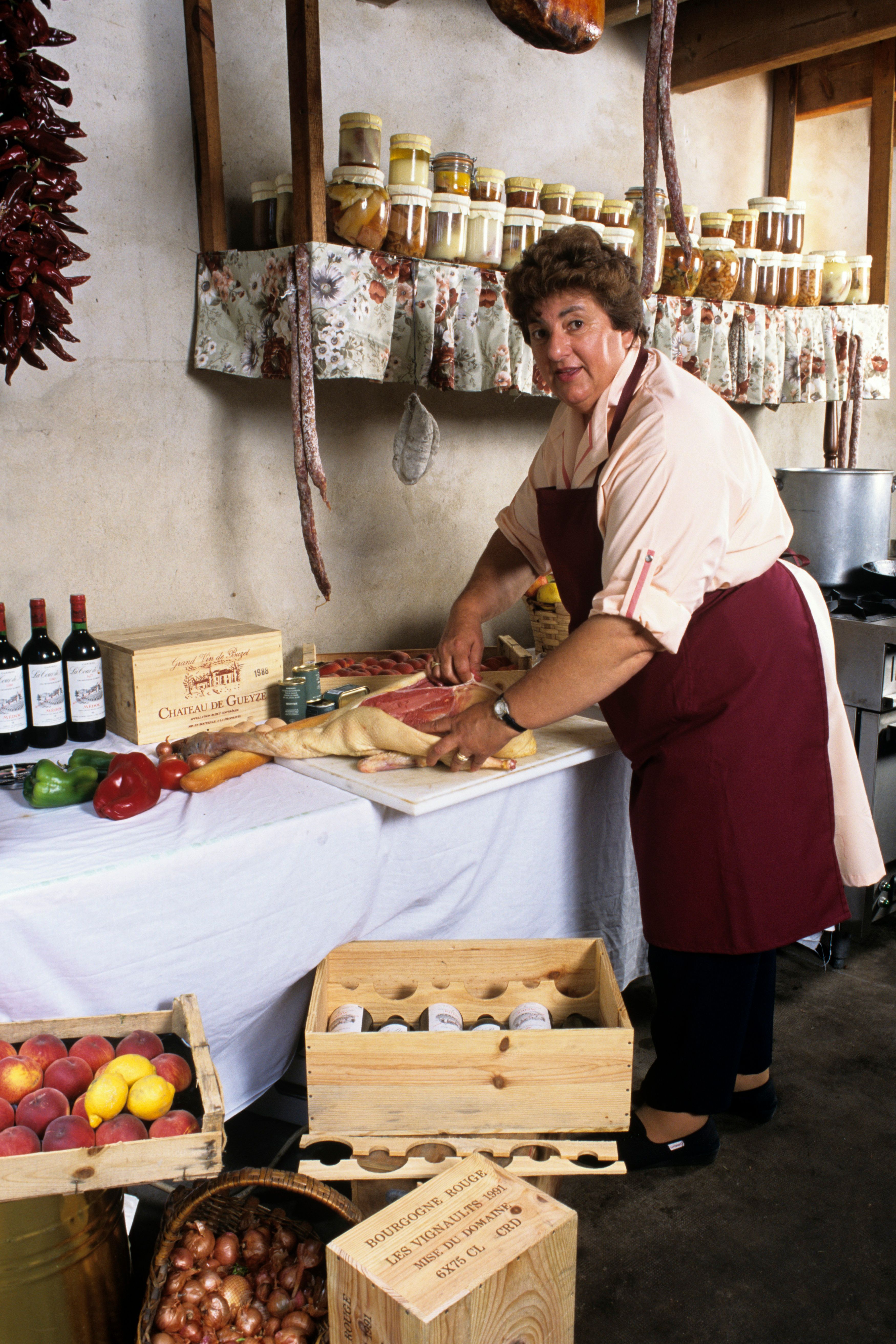 Maite Ordonez 'la Cuisine Des Mousquetaires'. 26 juin 1995. | Photo : Getty Images