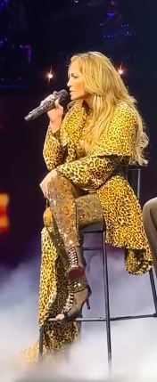 Jennifer Lopez singing "If You Had My Love" in her leopard-print coat. | Source: Instagram/solangel