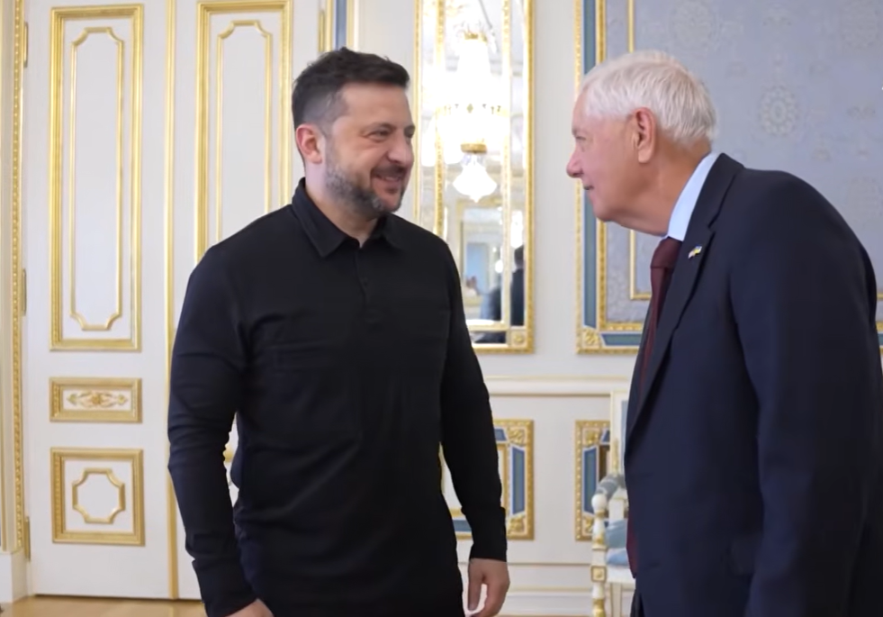 Lindsey Graham shares a friendly smile with Ukrainian President Volodymyr Zelensky during his visit to Kyiv, reflecting the close relationship the senator built with Ukrainian leaders in what would become his final public appearance. | Source: YouTube/APT