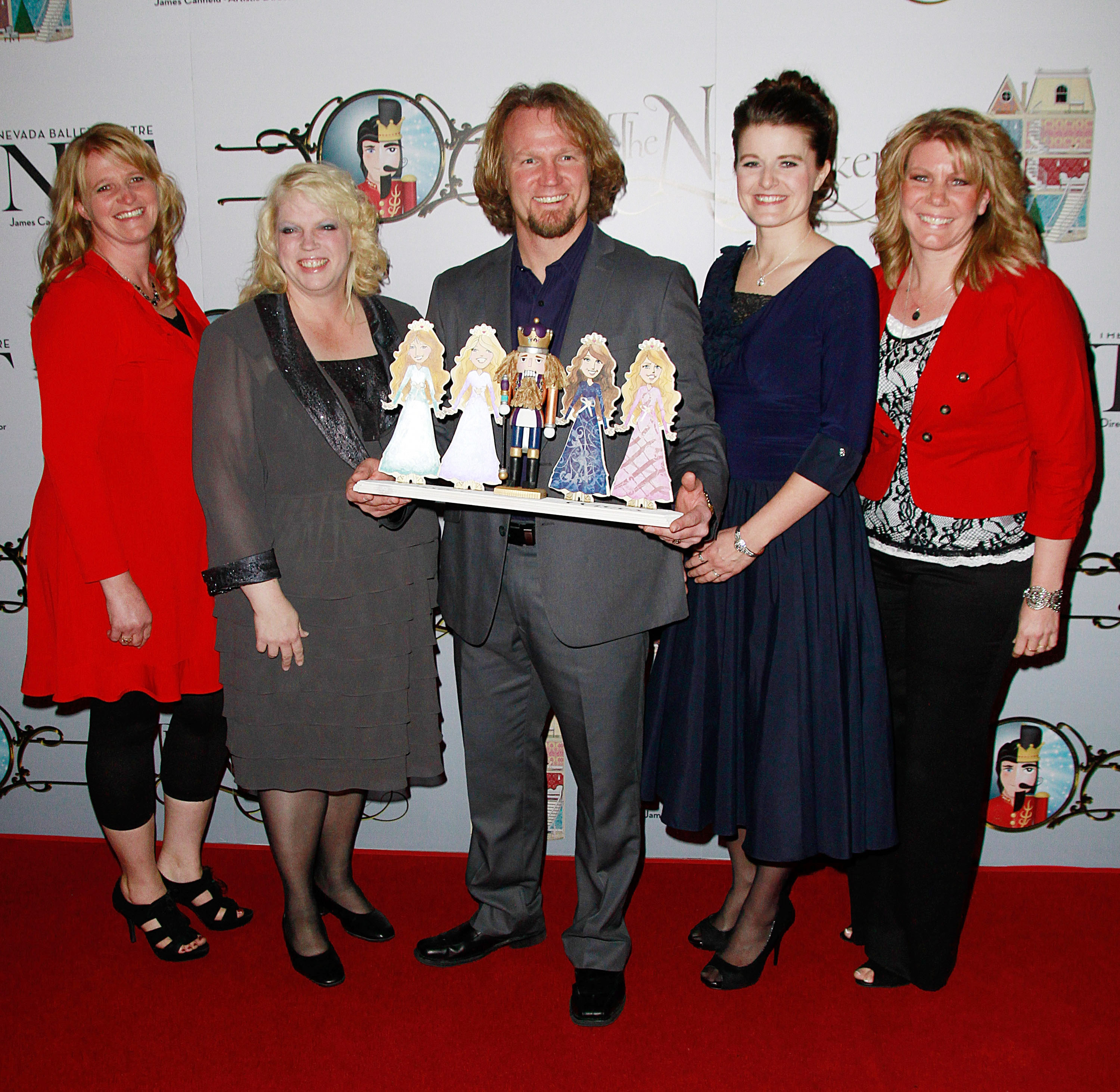 (L-R) Christine, Janelle, Kody, Robyn, and Meri Brown attend the opening night of the Nevada Ballet Theatre's Production of "The Nutcracker" on December 15, 2012, in Las Vegas, Nevada. | Source: Getty Images