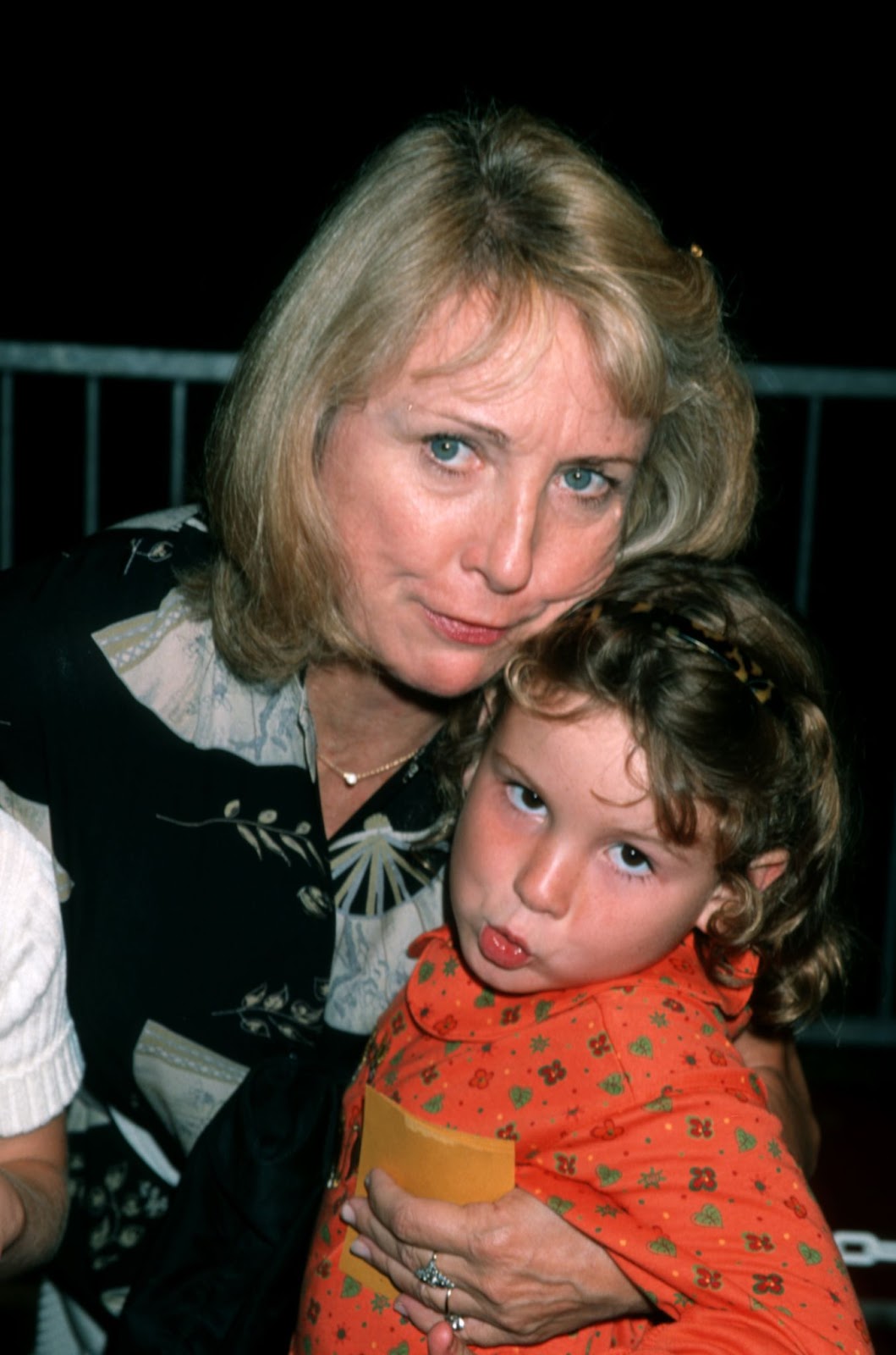 Teri Garr and her daughter attended the premiere of "Lion King II: Simba's Pride" in Westwood, California, in 1998. The event captured a sweet mother-daughter moment, with Garr proudly by her young daughter's side. | Source: Getty Images