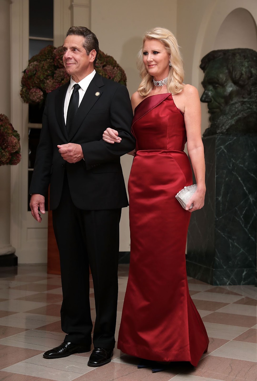 New York State Gov. Andrew Cuomo and Sandra Lee arrive at the White House for a state dinner on October 18, 2016, in Washington, DC. | Source: Getty Images