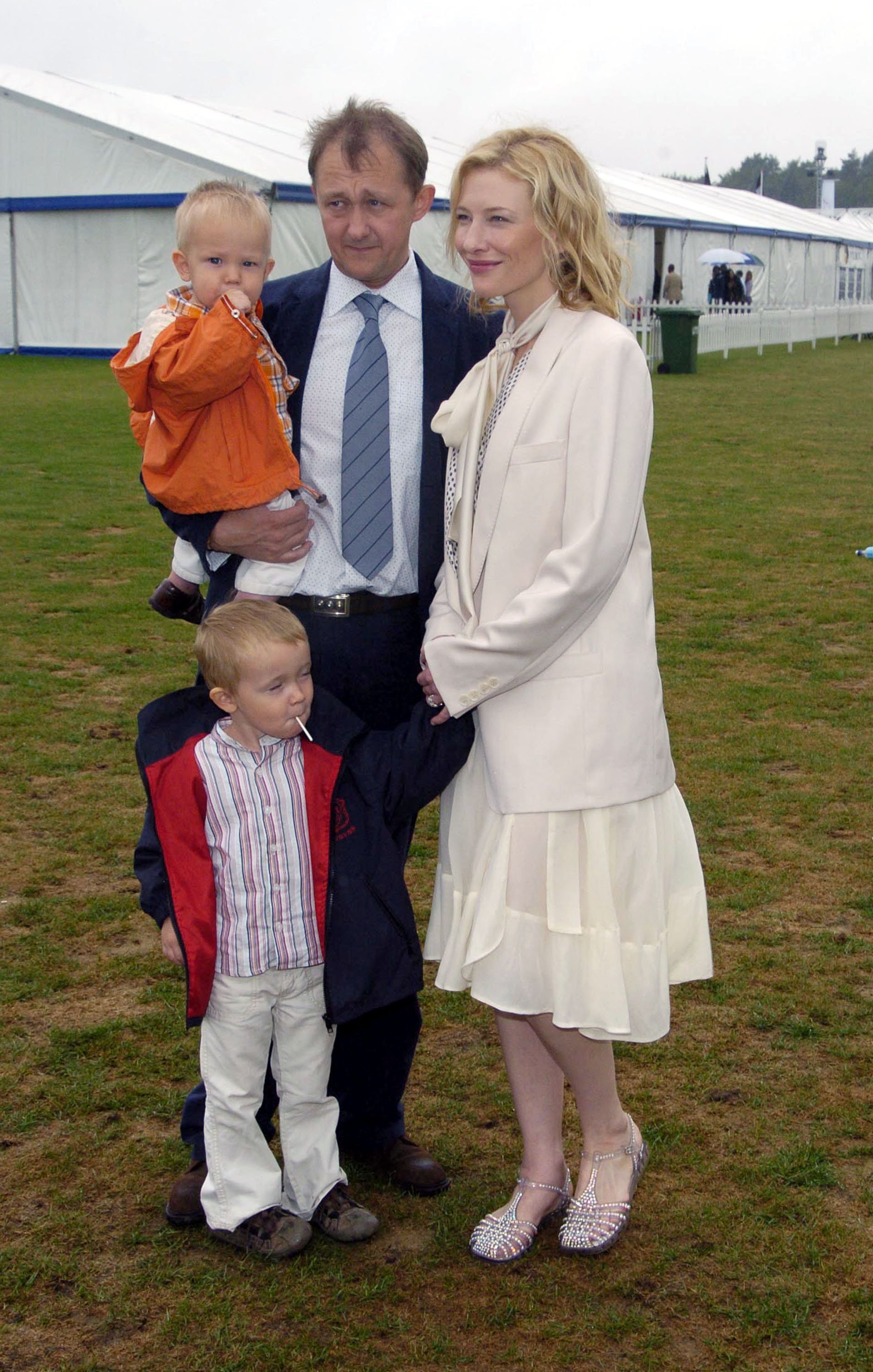 Cate Blanchett, Andrew Upton, Roman Upton, and Dashiell Upton at the Cartier Polo Day on July 24, 2005 | Source: Getty Images