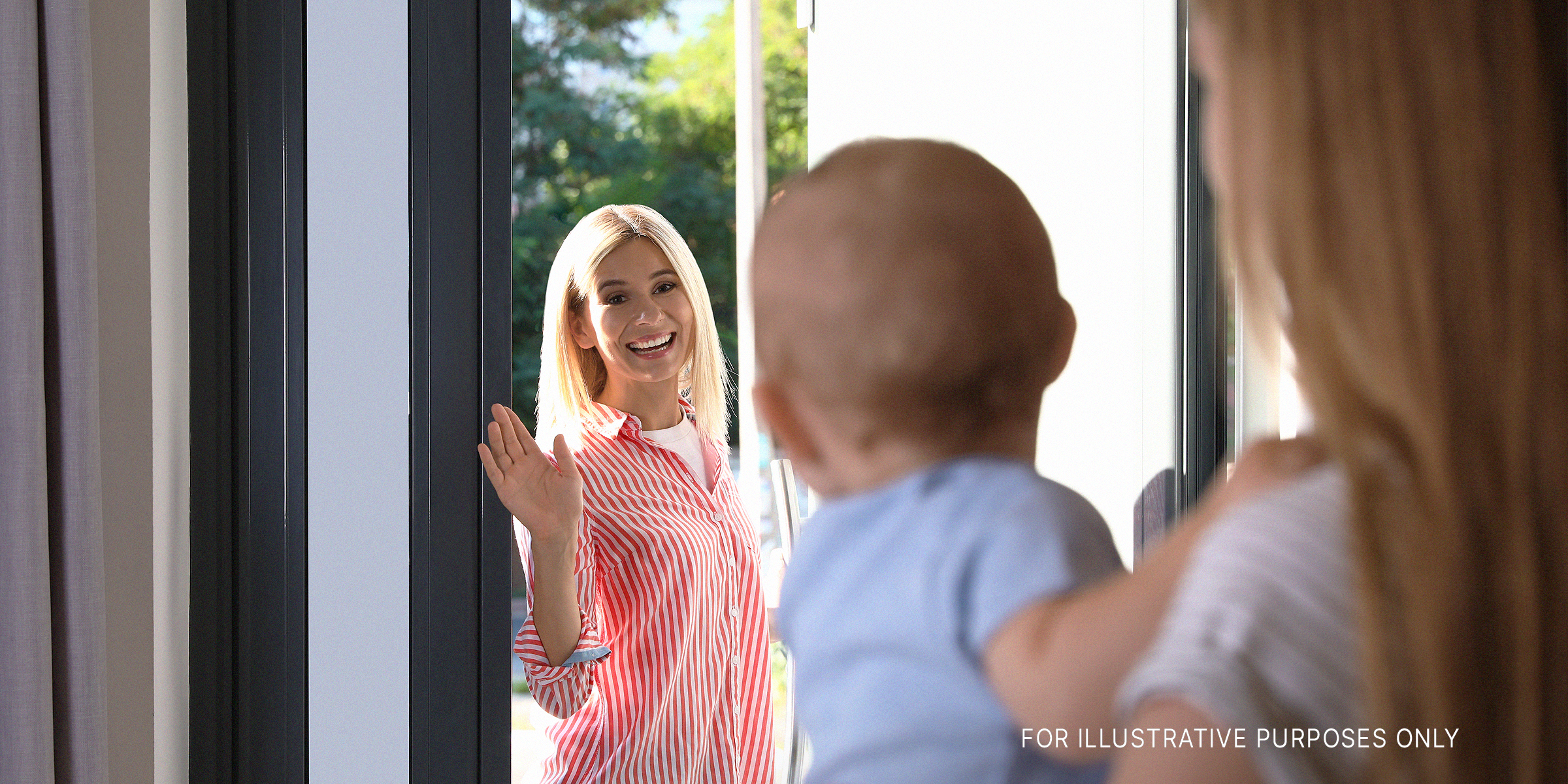 Mother leaving her baby with a teen nanny at home | Source: Shutterstock