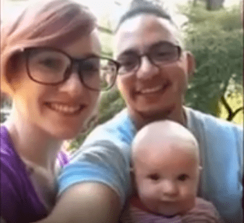 Foto de Kristin con su familia | Imagen: YouTube / UK News Foto de Kristin con su familia | Imagen: YouTube / UK News