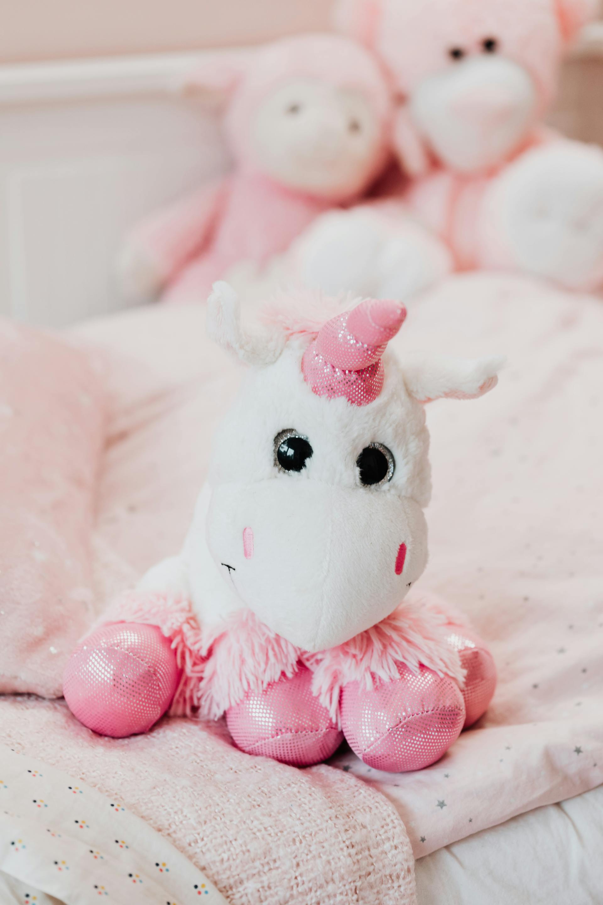 A unicorn plush toy | Source: Pexels