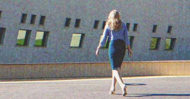 Rather than boarding a taxi back to her apartment, Laura chose to walk because of how sad she was feeling | Source: Shutterstock