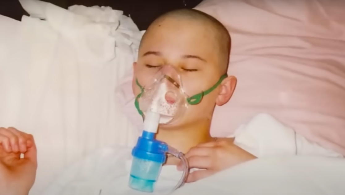 Gypsy Rose Blanchard lying in bed with medical tubes posted on January 5, 2024 | Source: YouTube/The View
