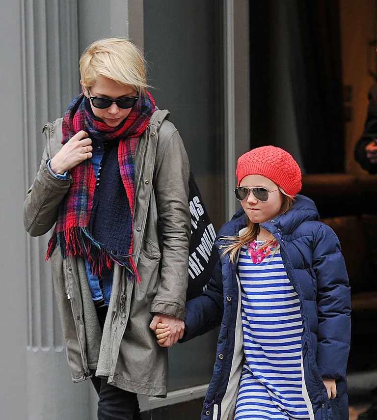 Michelle Williams and her daughter, Matilda Ledger, in New York City in 2013. | Photo: Getty Images