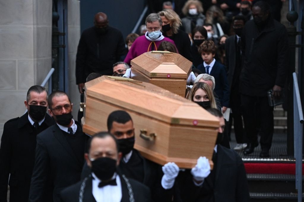 Funérailles d’Igor et Grichka Bogdanoff. | Photo : Getty Images
