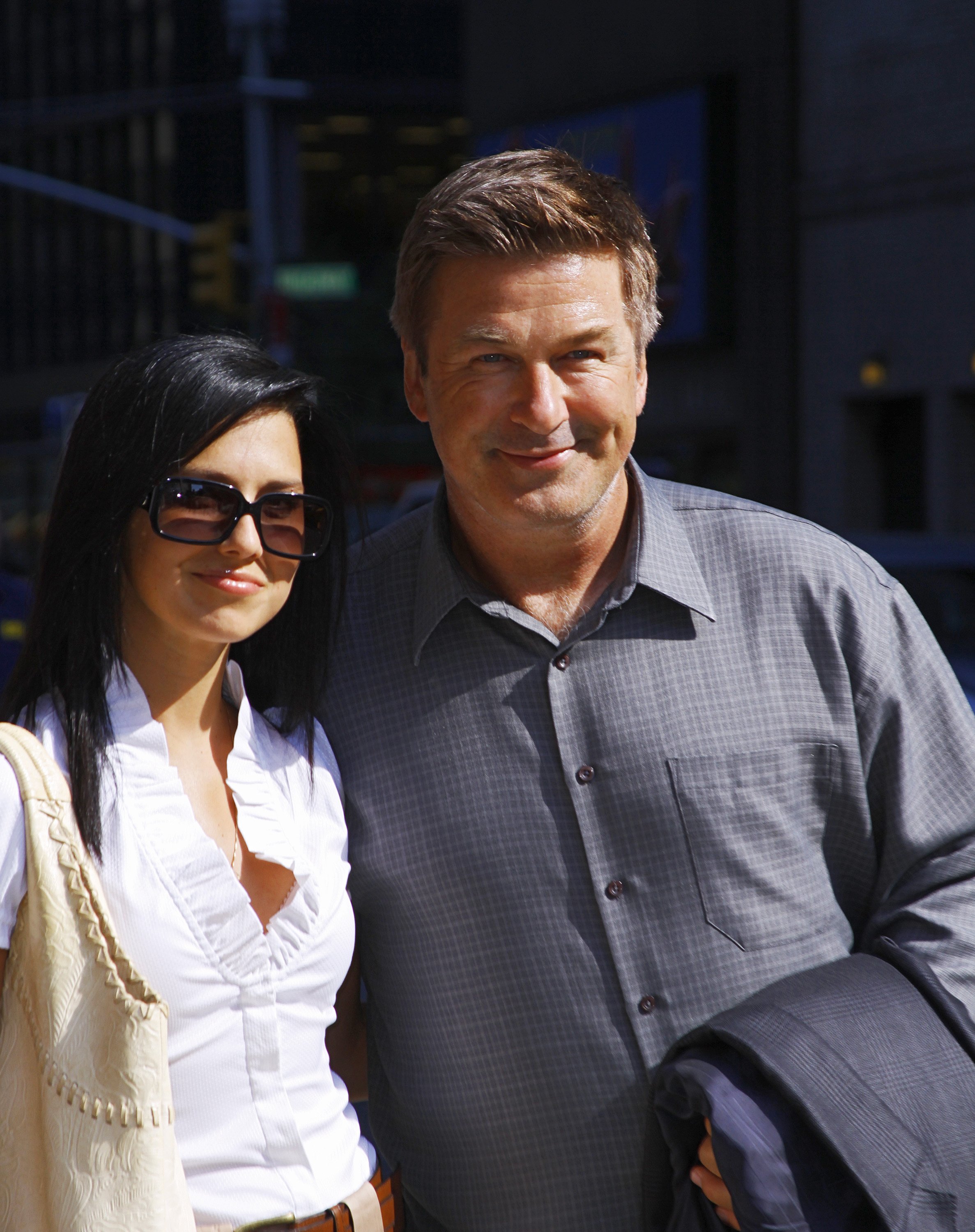 Hilaria Thomas and Alec Baldwin arriving for the "Late Show With David Letterman" at the Ed Sullivan Theater on August 30, 2011 in New York City. | Source: Getty Images 