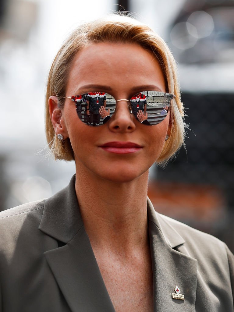 Charlène, la princesse de Monaco regarde pendant les essais libres 3 pour le Grand Prix de Monaco F1 sur le Circuit de Monaco le 25 mai 2019 à Monte-Carlo, Monaco. | Photo : Getty Images Charlène, la princesse de Monaco regarde pendant les essais libres 3 pour le Grand Prix de Monaco F1 sur le Circuit de Monaco le 25 mai 2019 à Monte-Carlo, Monaco. | Photo : Getty Images