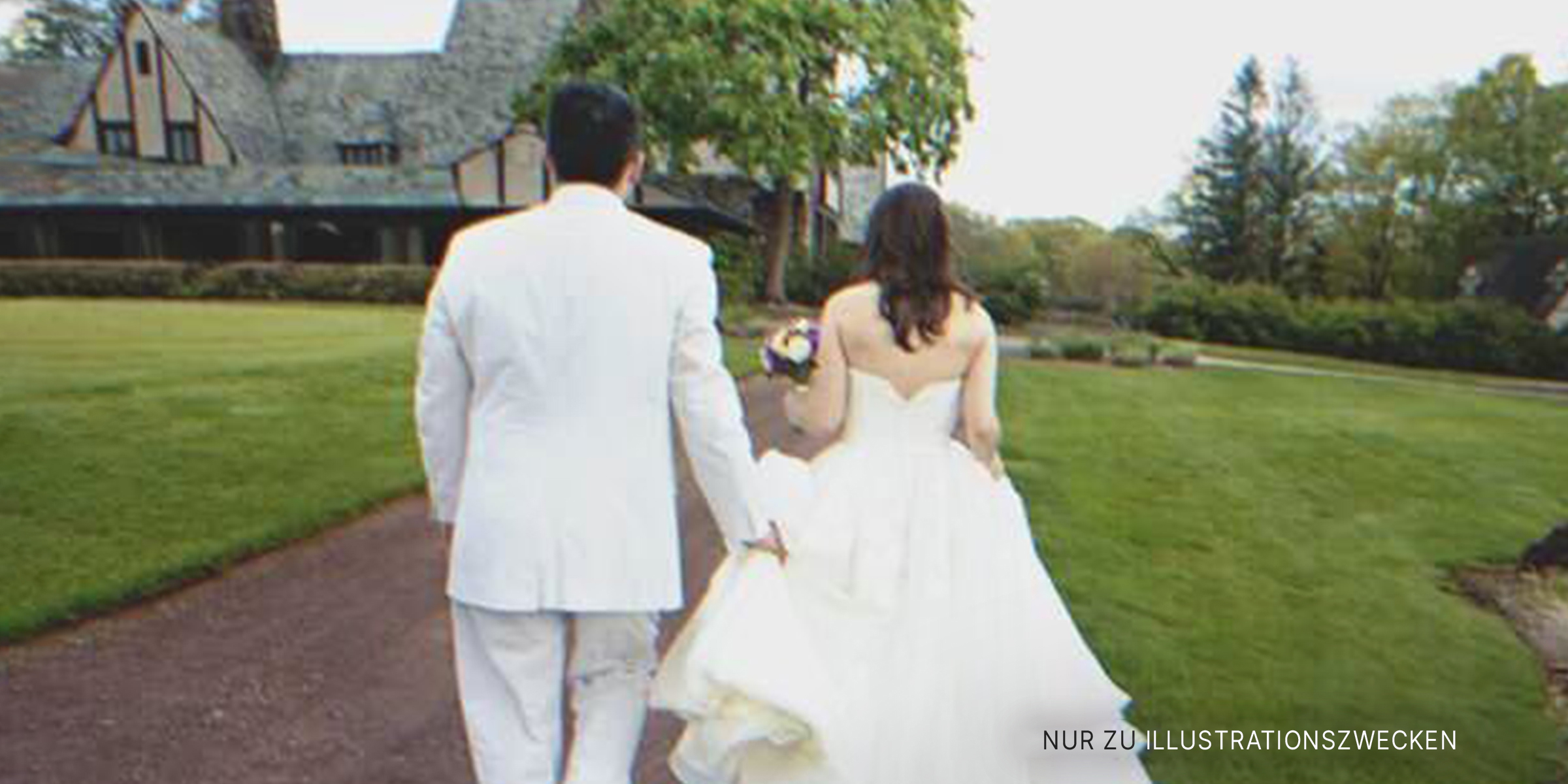 Junges Paar, das heiraten will | Quelle: Flickr / Flyinace2000 (CC BY-SA 2.0)