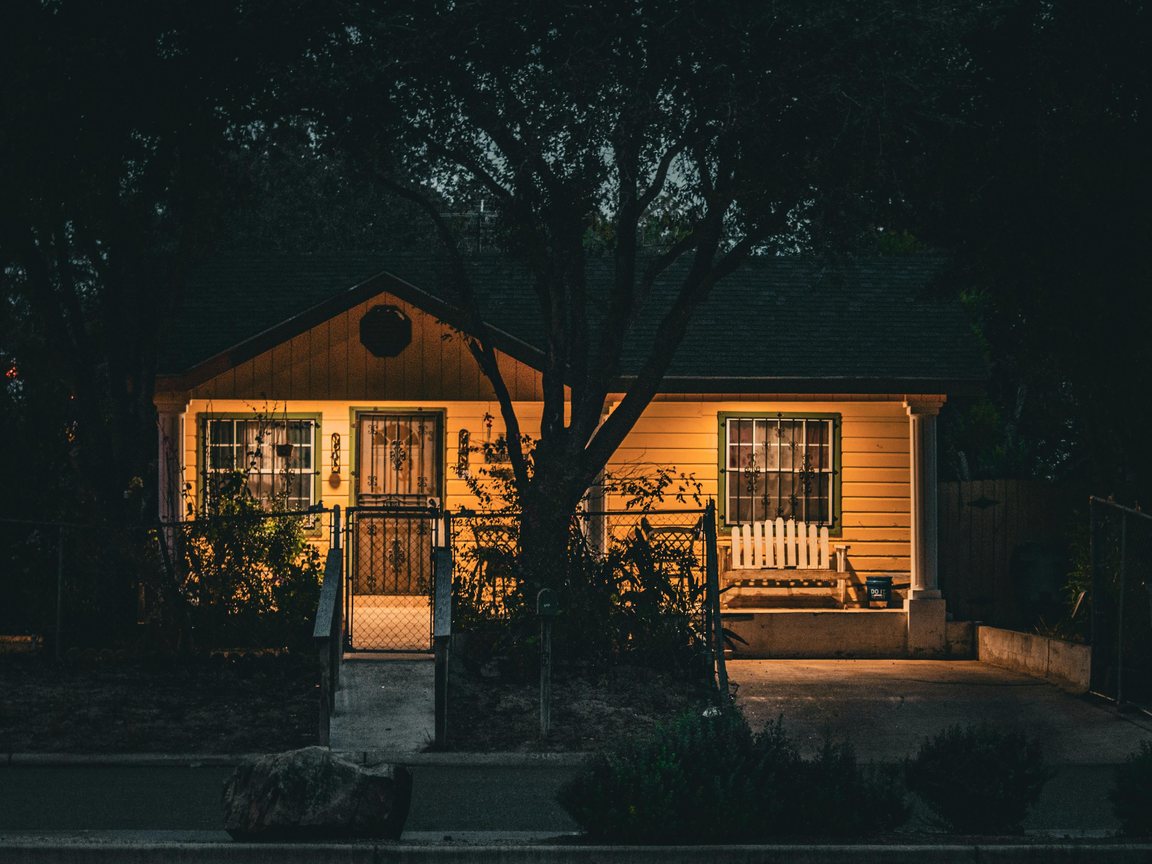 A calm Sunday evening at home | Source: Pexels