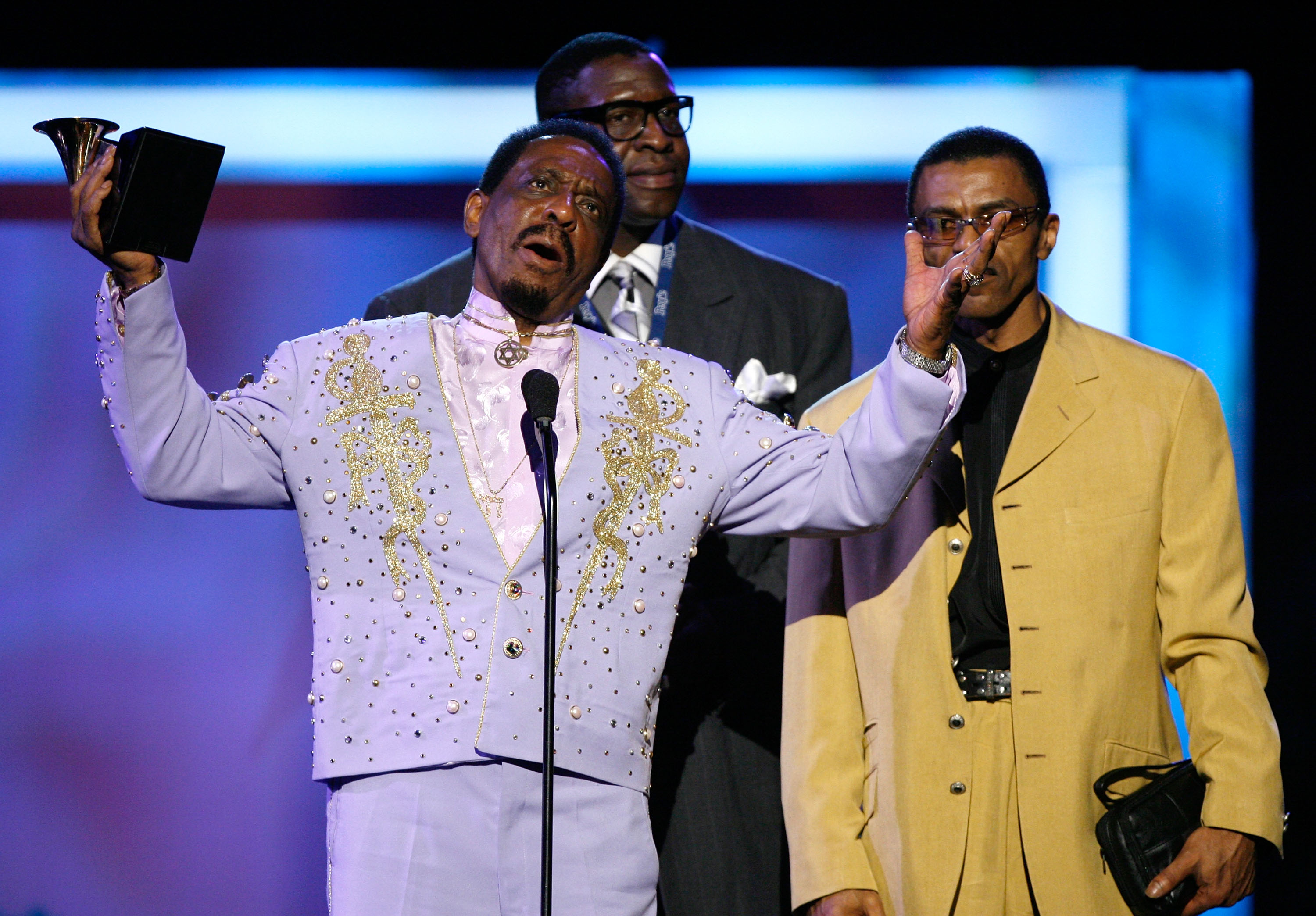 Ike Turner accepts the Best Traditional Blues Album for "Risin' With The Blues" with his son Ike Turner Jr. at the 49th Annual Grammy Awards in the Los Angeles Convention Center in California on February 11, 2007 | Source: Getty Images