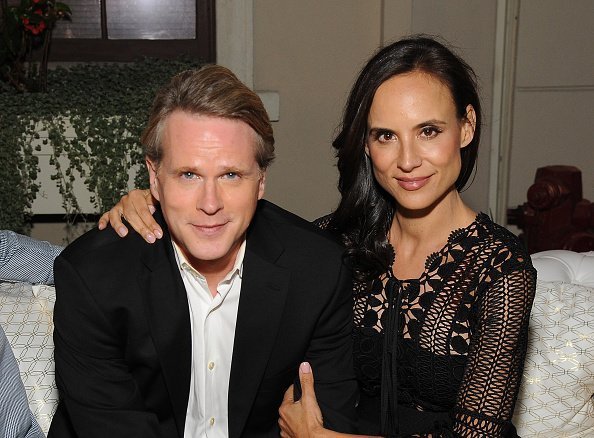 Cary Elwes and Lisa Marie Kubikoff attend the premiere of Crackle's "The Art of More" after party at Sony Pictures Studios on October 29, 2015 in Culver City, California | Photo: Getty Images