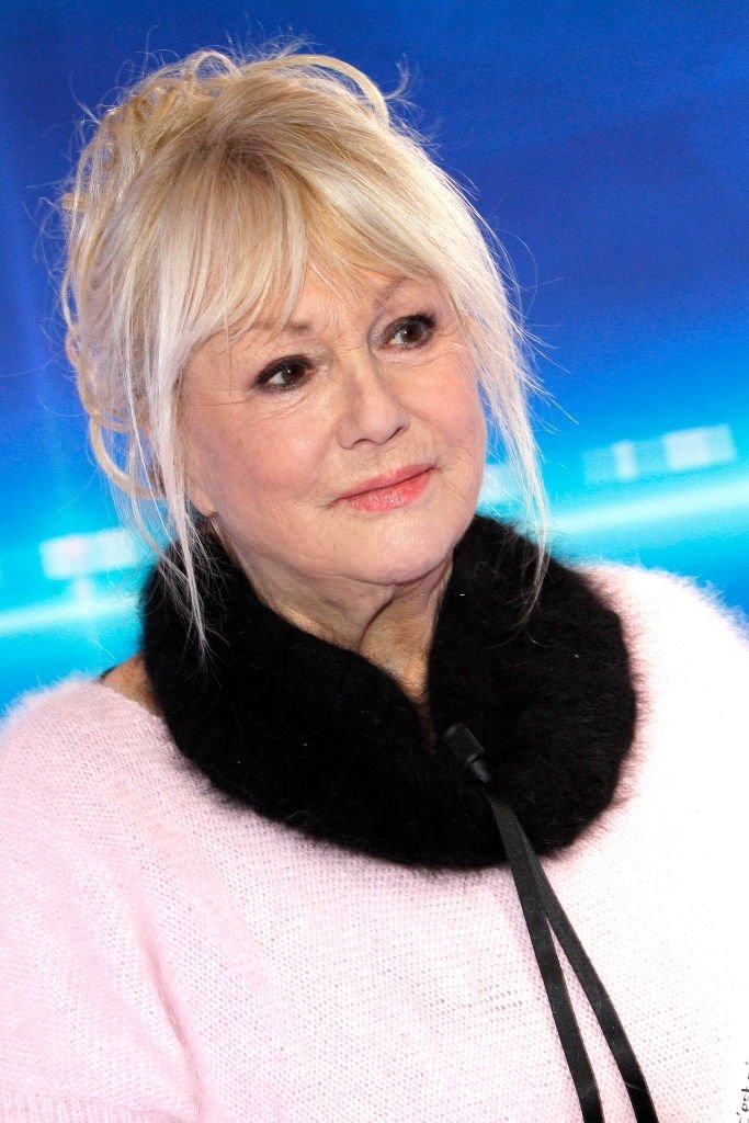 PARIS, FRANCE - 01/03/2018 : L'actrice Mylène Demongeot pose lors d'une séance de portrait à Paris, France, le 01/03/2018. | Photo : Getty Images