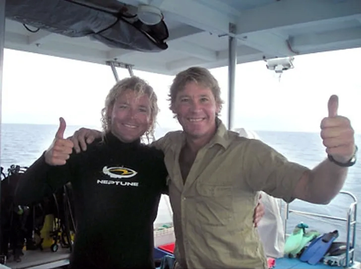 Steve Irwin poses with marine biologist Chris Jones on his boat. This is the last known photo of Irwin before his death, posted on June 27, 2024 | Source: Instagram/seriouslystrange