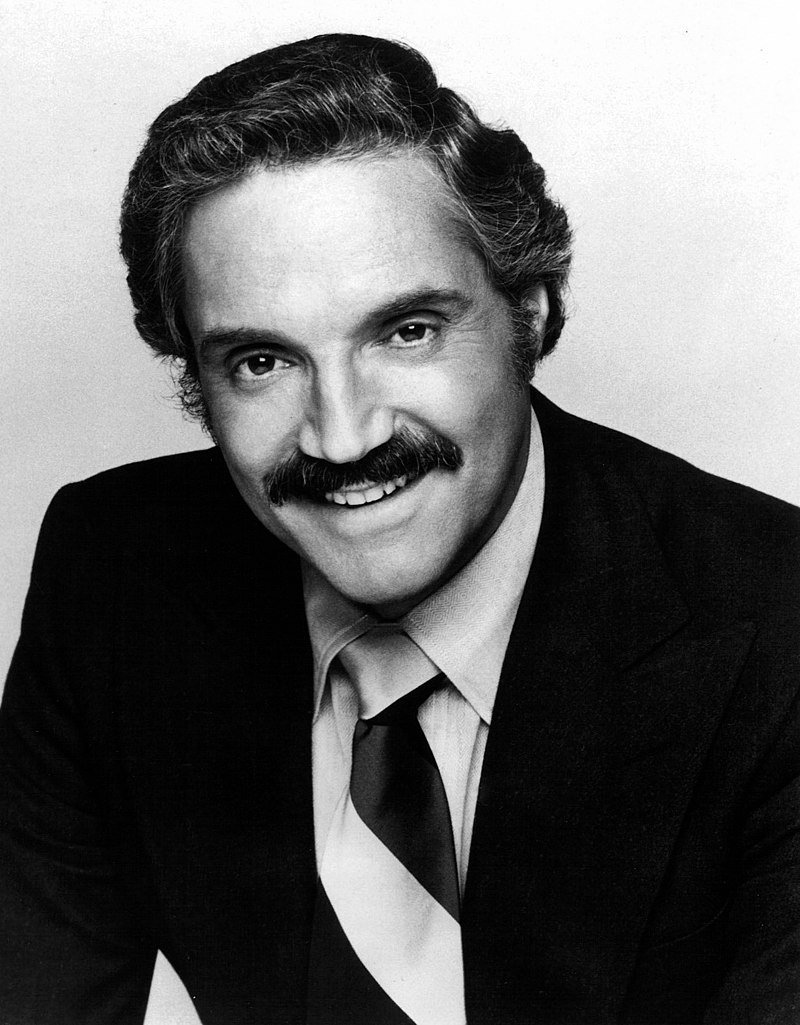 Publicity photo of Hal Linden taken in 1981 | Source: Wikimedia Commons/ ABC TV, Hal Linden - ABC, marked as public domain