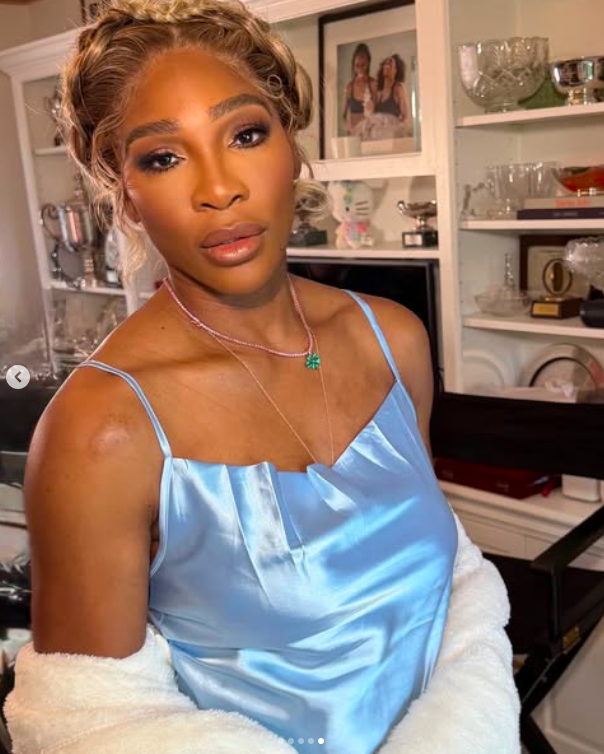 Serena Williams posing for a photo, posted on December 28, 2025. | Source: Instagram/serenawilliams