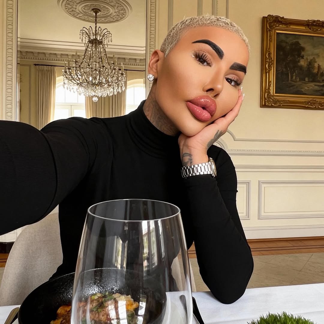 Jordan James Parke poses for a mirror selfie, shared on 27 January 2026. | Source: Instagram/jordanjamesparke2