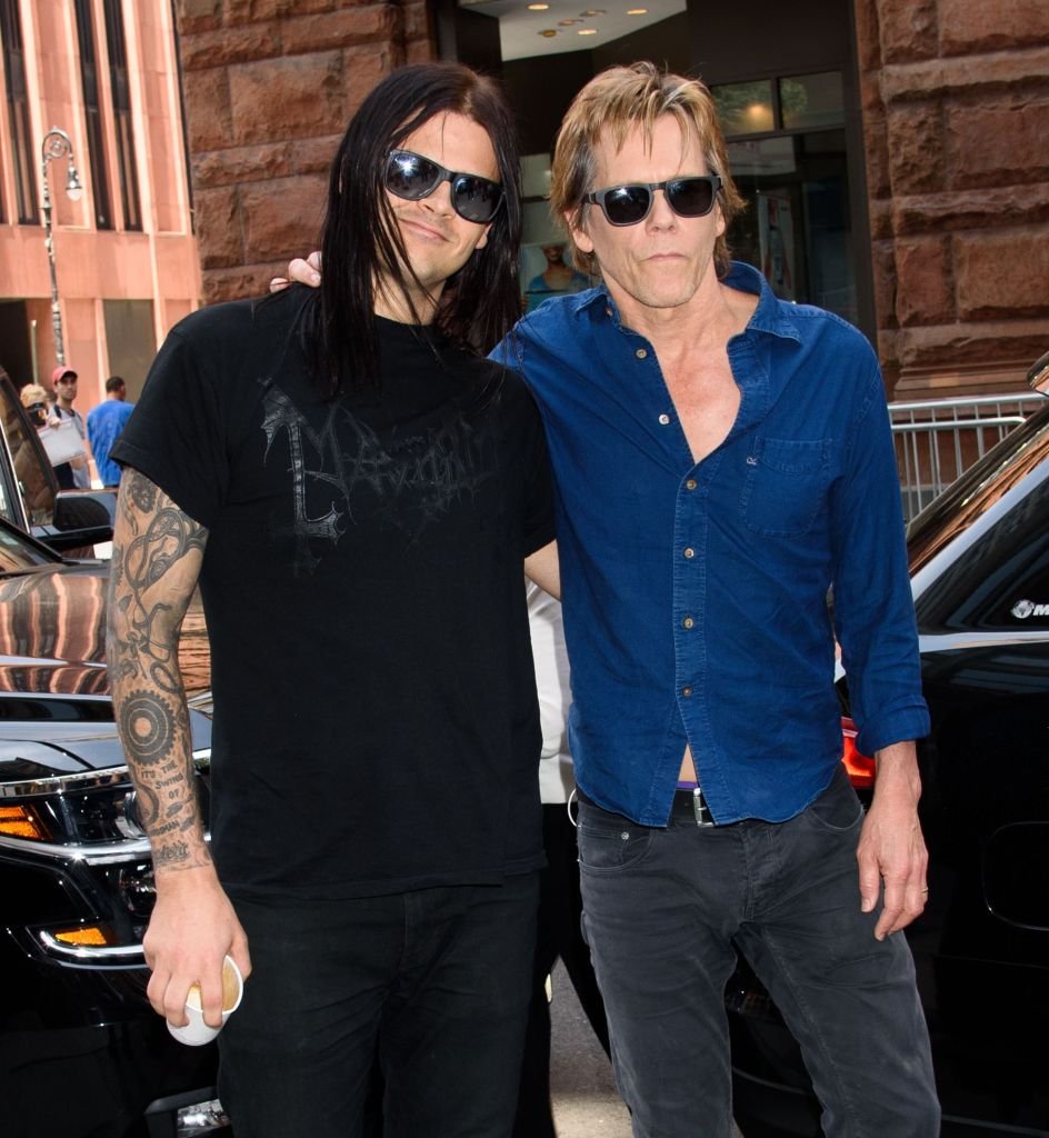 Travis junto a su padre.| Foto: Getty Images. Travis junto a su padre.| Foto: Getty Images.