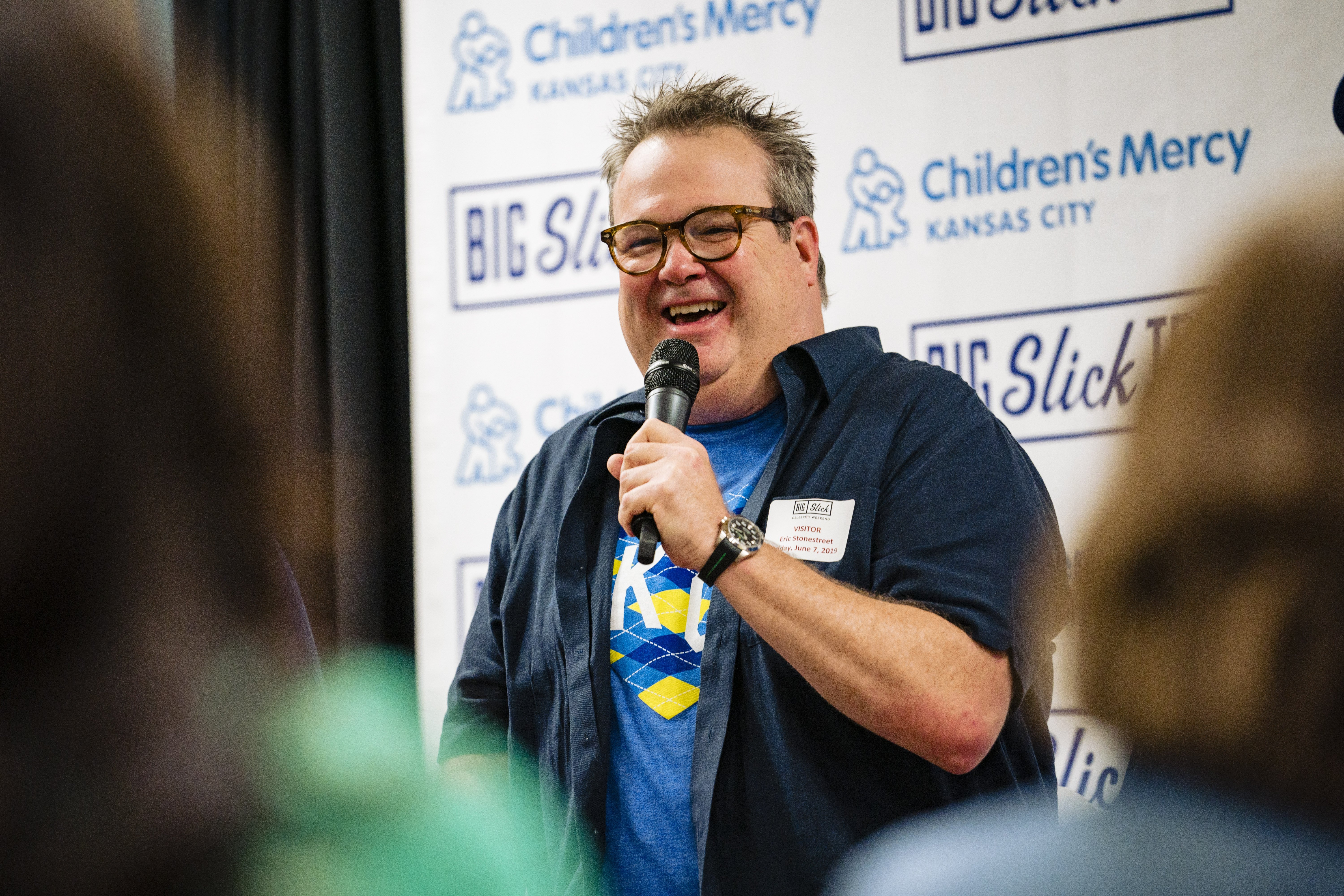 Eric Stonestreet at Children's Mercy Hospital in Kansas City, Missouri on June 7, 2019.| Photo: Getty Images
