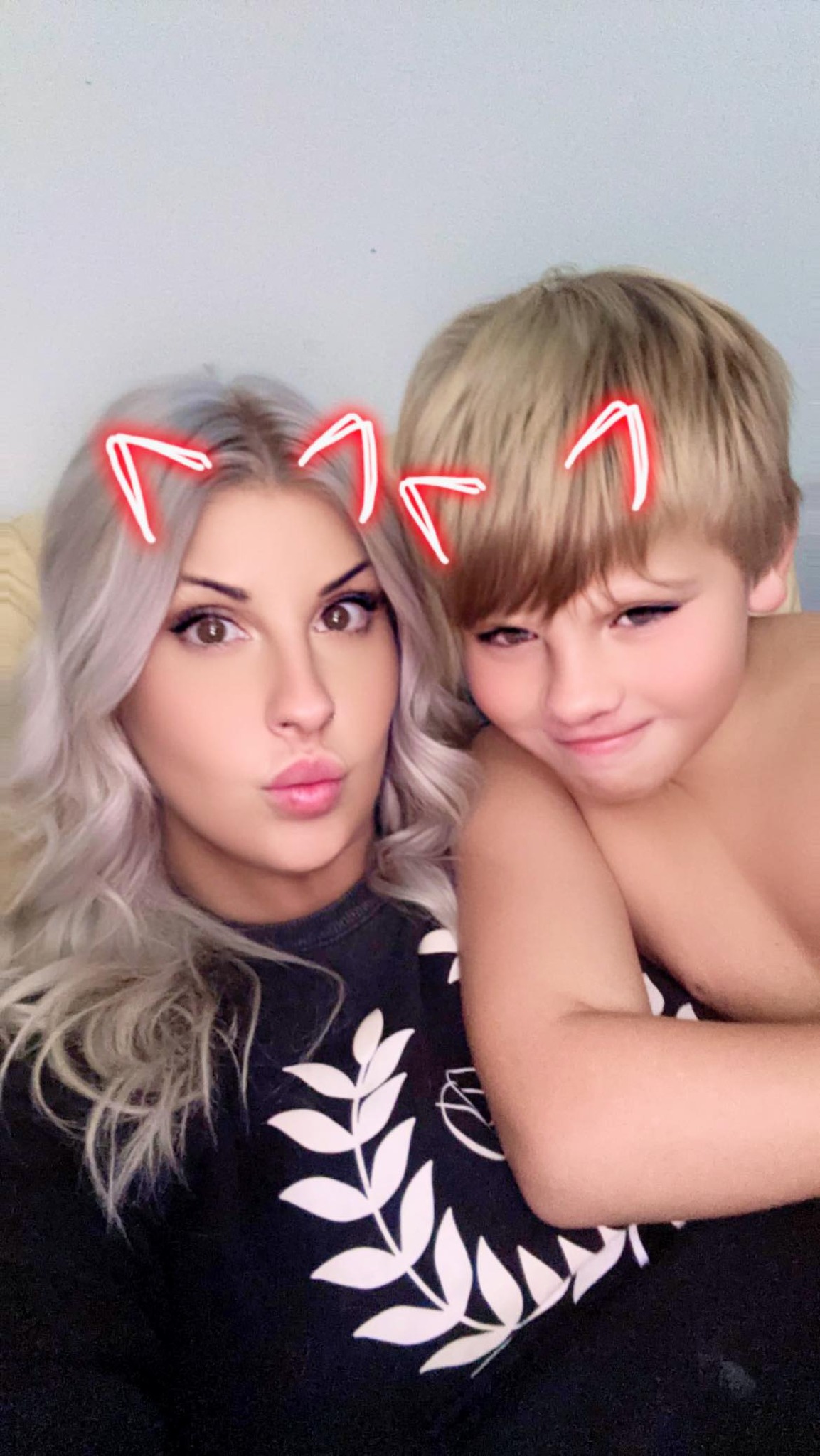 Jourdan Feasby with one of her sons, from a post dated September 28, 2025 | Source: Facebook/jourdan.feasby