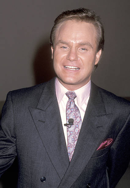 Game show host Ray Combs backstage at the Taping of 'Family Feud' - Grammy Week Special Edition on March 6, 1989 at CBS Television City in Los Angeles, California| Photo: Getty Images