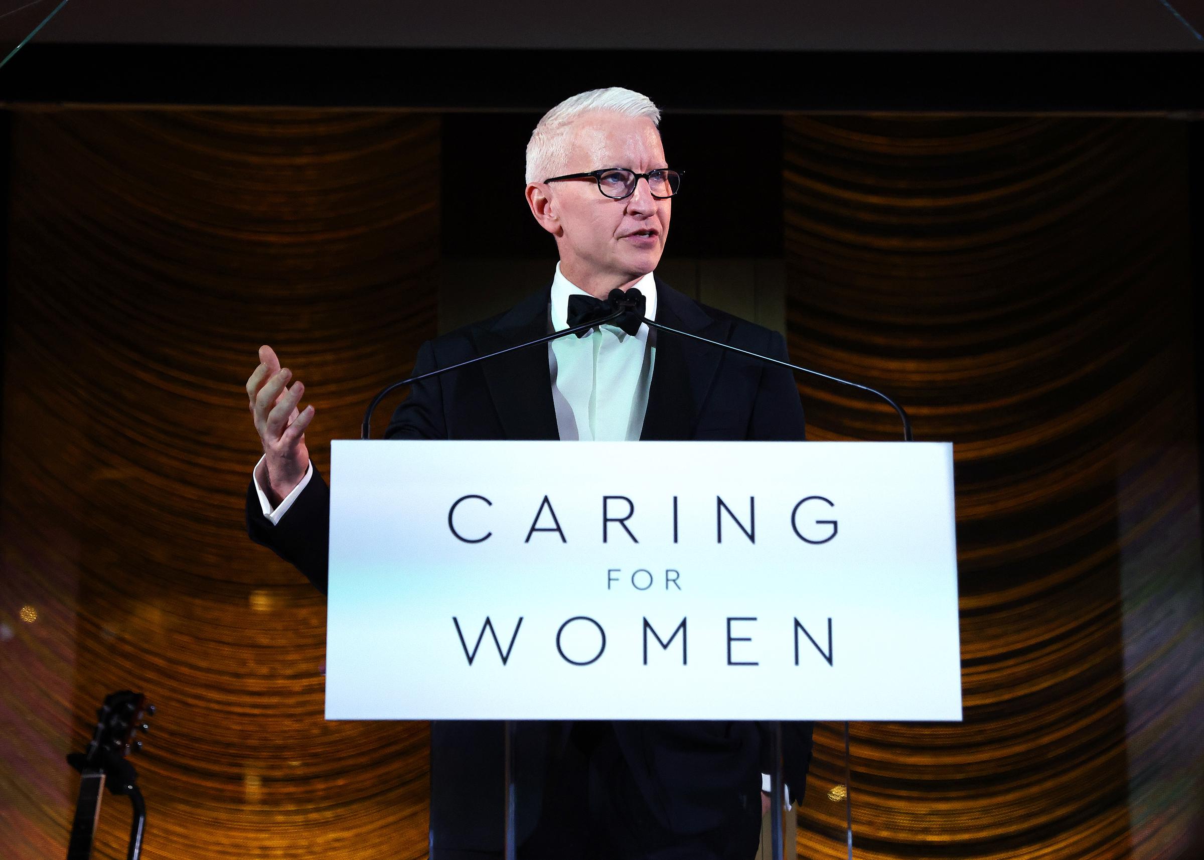 Anderson Cooper speaking onstage for the first-ever Caring for Women Dinner on September 15, 2022 in New York City | Source: Getty Images