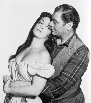 Katy Jurado & Ernest Borgnine en The Badlanders,1958. | Foto: Wikipedia.org Katy Jurado & Ernest Borgnine en The Badlanders,1958. | Foto: Wikipedia.org