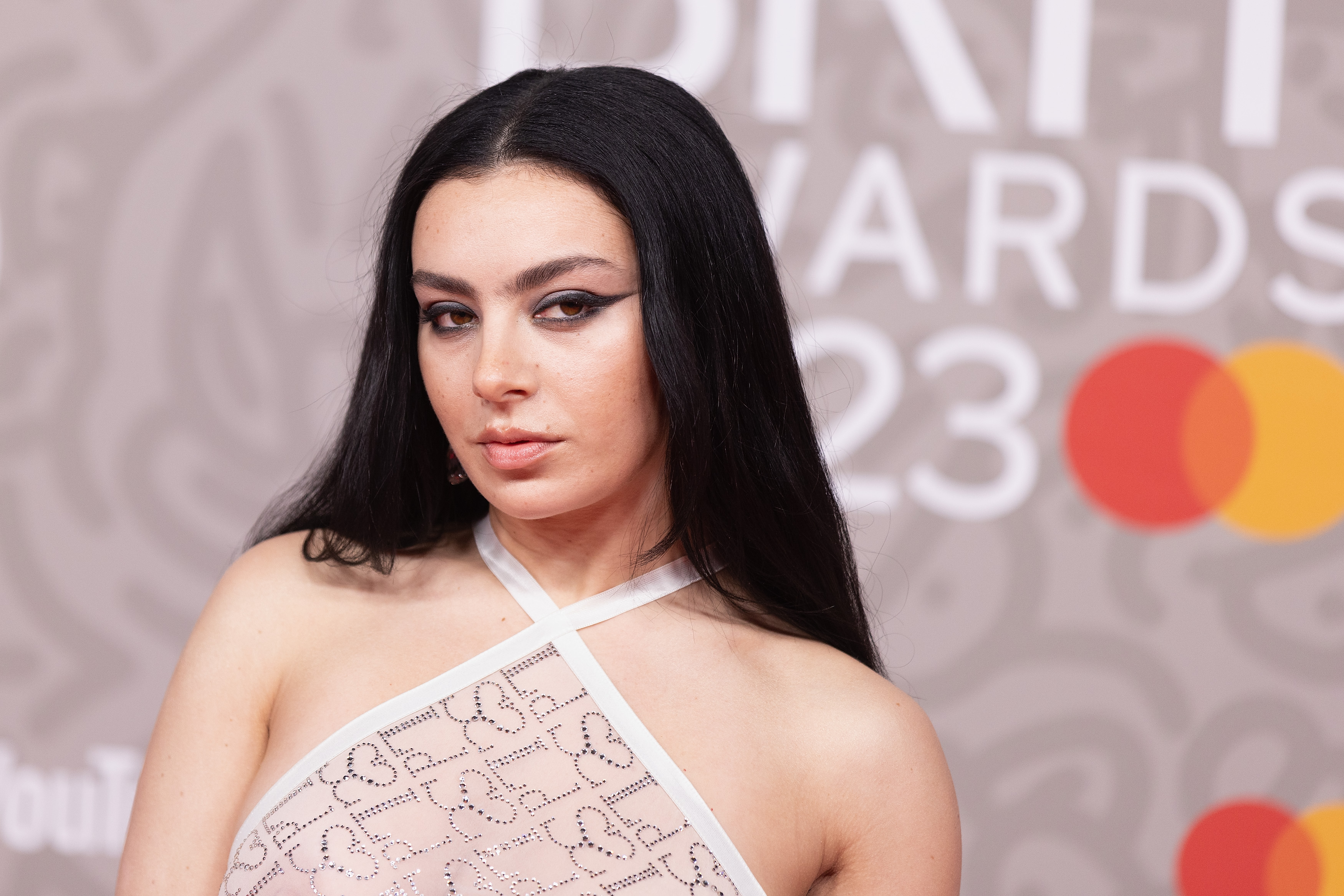 Charli XCX at The Brit Awards 2023 on February 11, 2023, in London, England. | Source: Getty Images