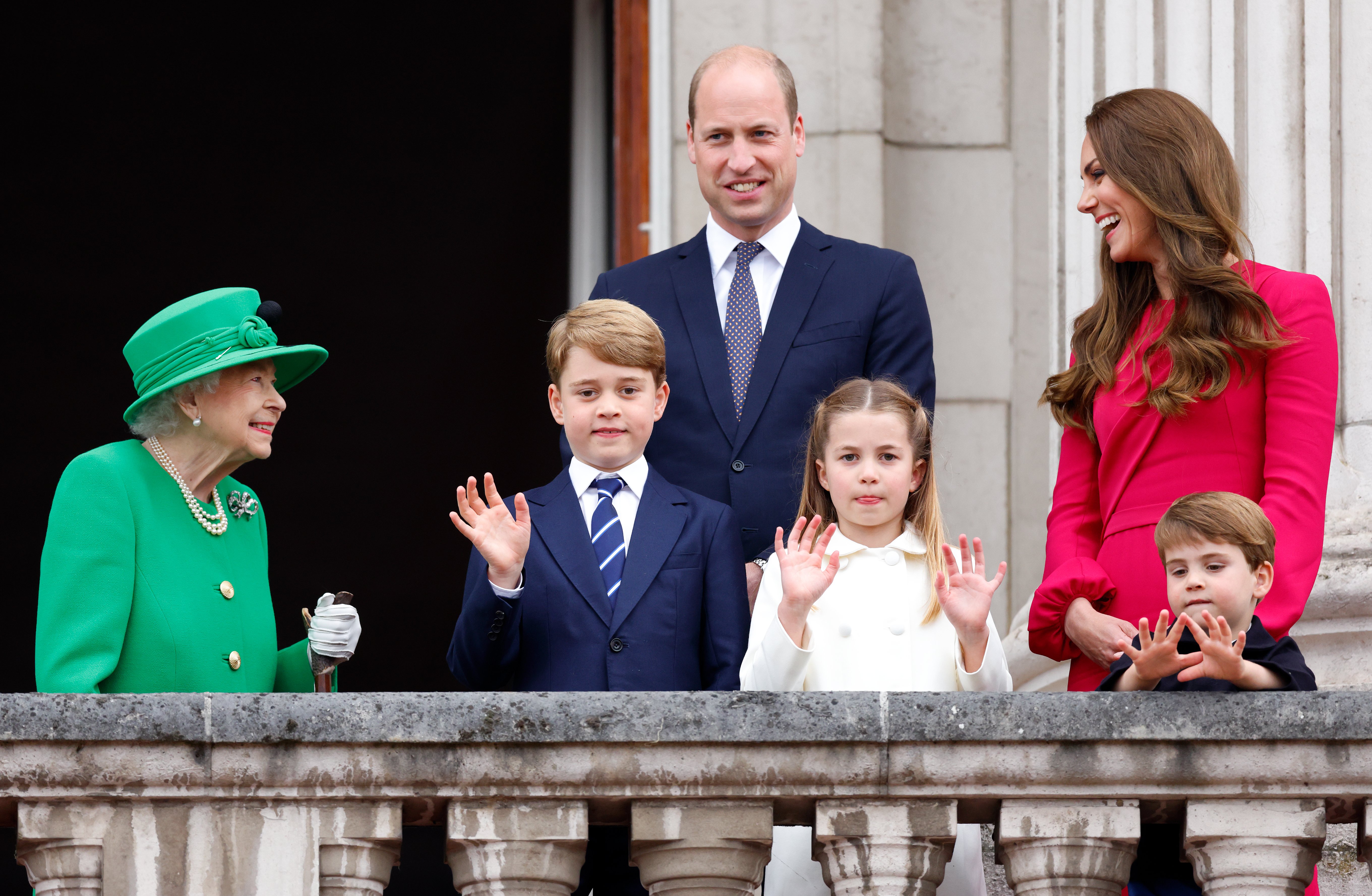 Queen Elizabeth II, Prince George, Prince William, Princess Charlotte, Catherine, and Prince Louis stand on the balcony of Buckingham Palace on June 5, 2022, in London, England. | Source: Getty Images