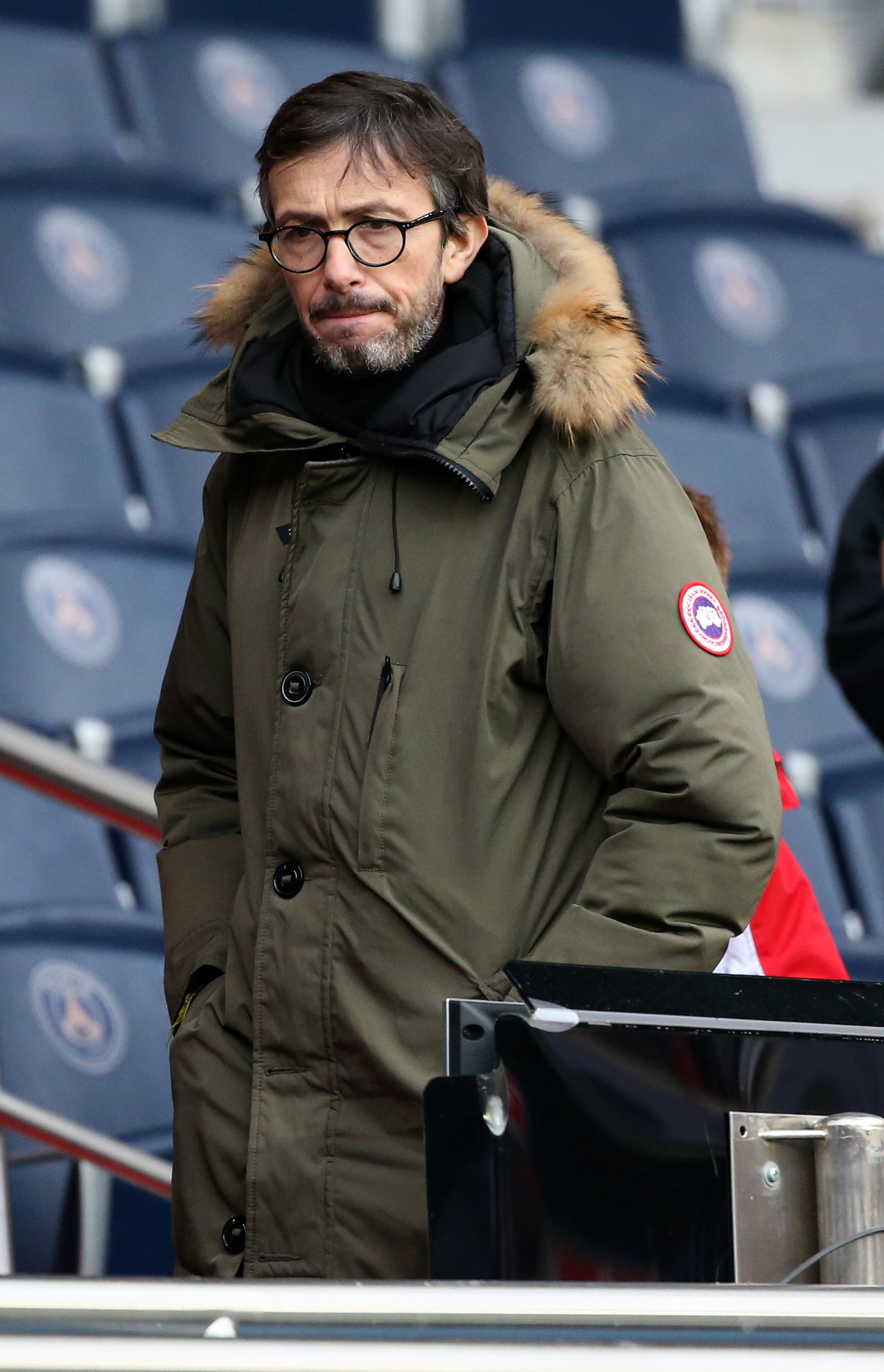 Florian Gazan assiste au match de Ligue 1 entre le Paris Saint Germain (PSG) et l'AS Nancy Lorraine (ASNL) au Parc des Princes le 4 mars 2017 à Paris, France. | Photo : Getty Images
