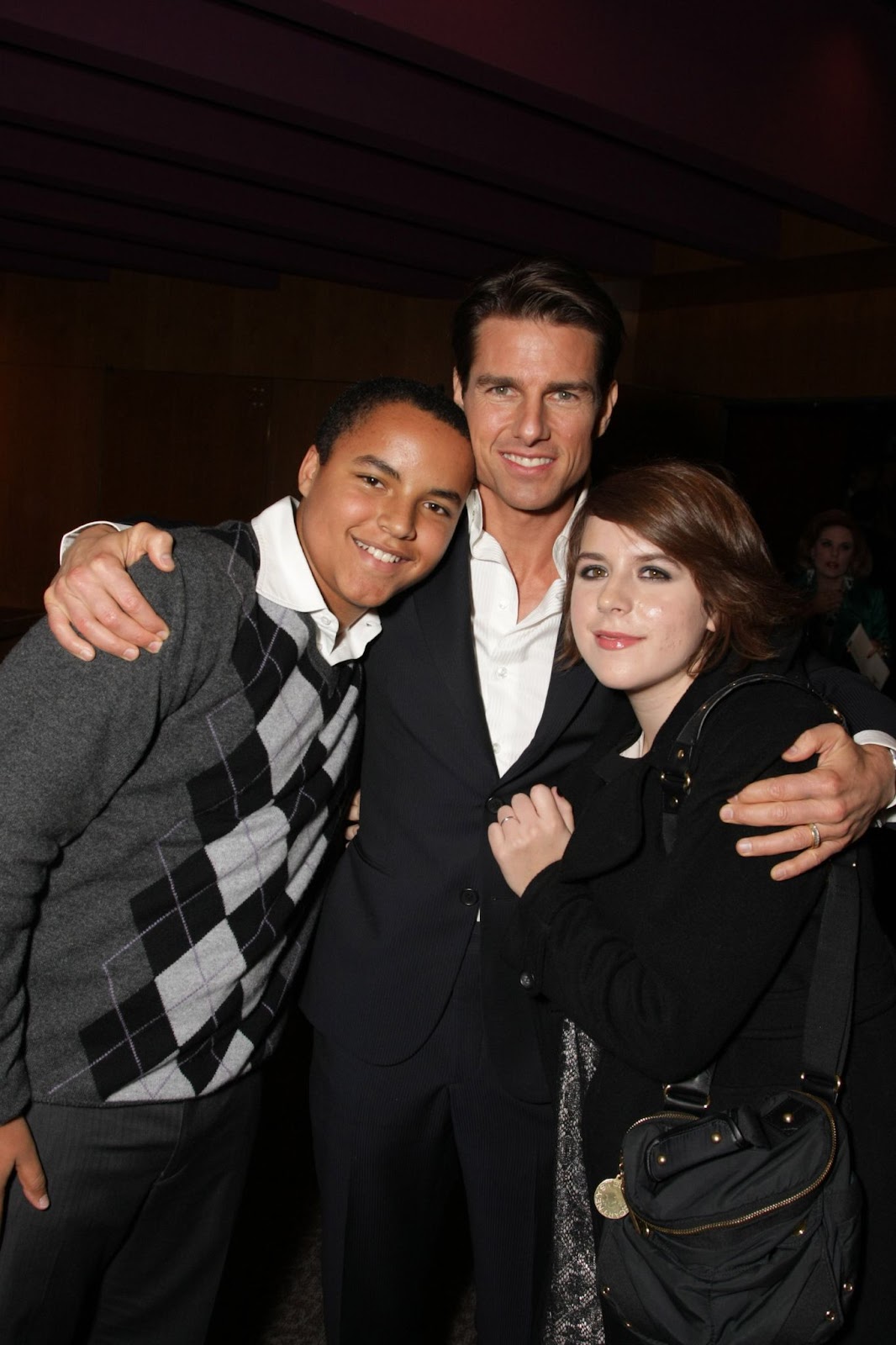 Tom Cruise with his children, Isabella and Connor Kidman Cruise, at the premiere of "Valkyrie" on December 18, 2008, in Los Angeles, California. | Source: Getty Images