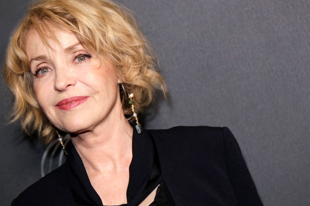 L'actrice Fanny Cottençon pose lors d'une séance de portrait à Paris, France, le 02/04/2019. | Photo : Getty Images.