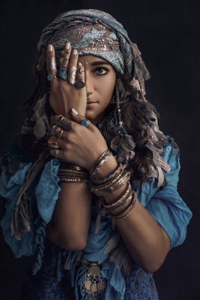 Mujer gitana.| Fuente: Shutterstock Mujer gitana.| Fuente: Shutterstock