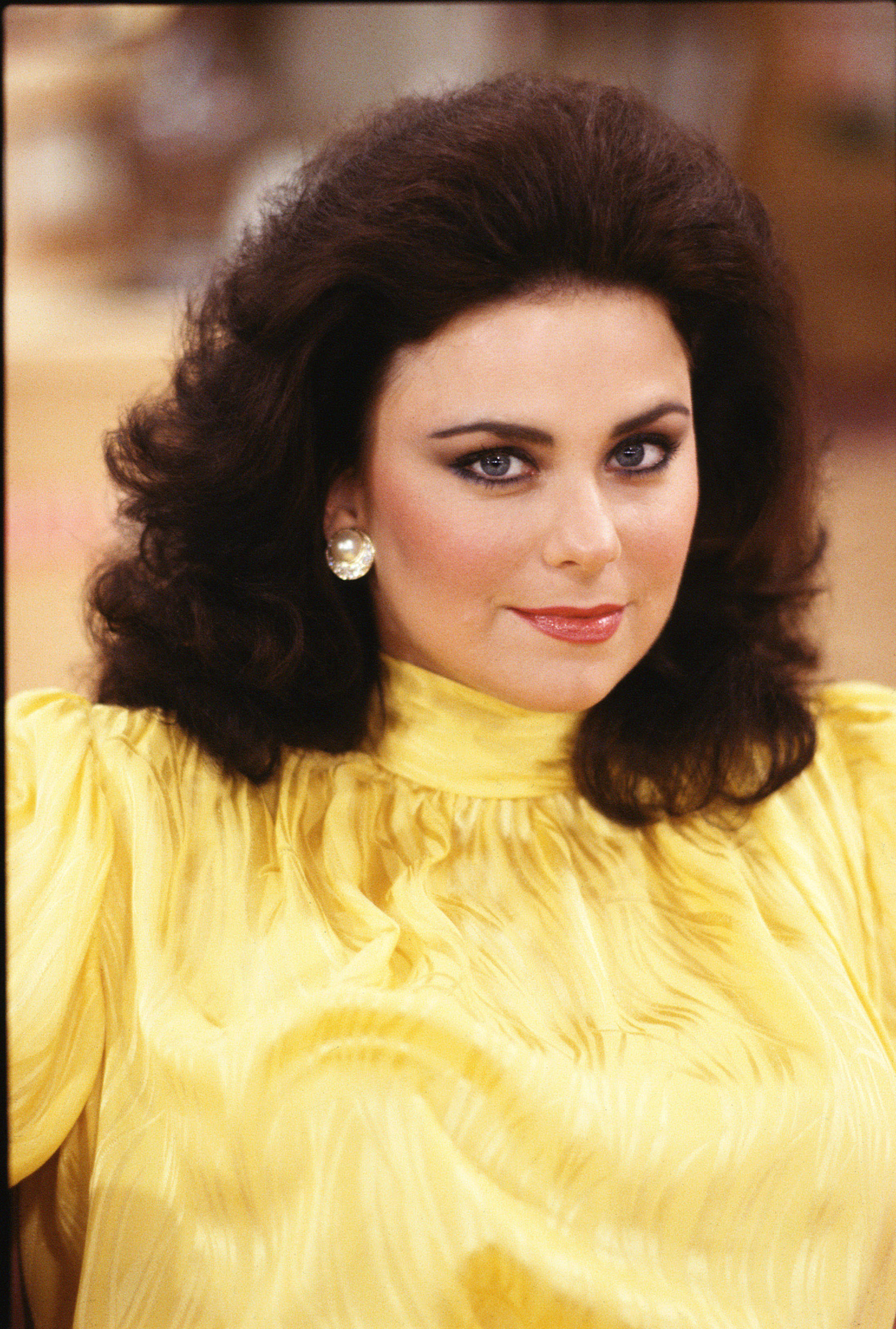 Actress Delta Burke as Suzanne Sugarbaker in the CBS television series "Designing Women" on January 1, 1987 | Source: Getty Images