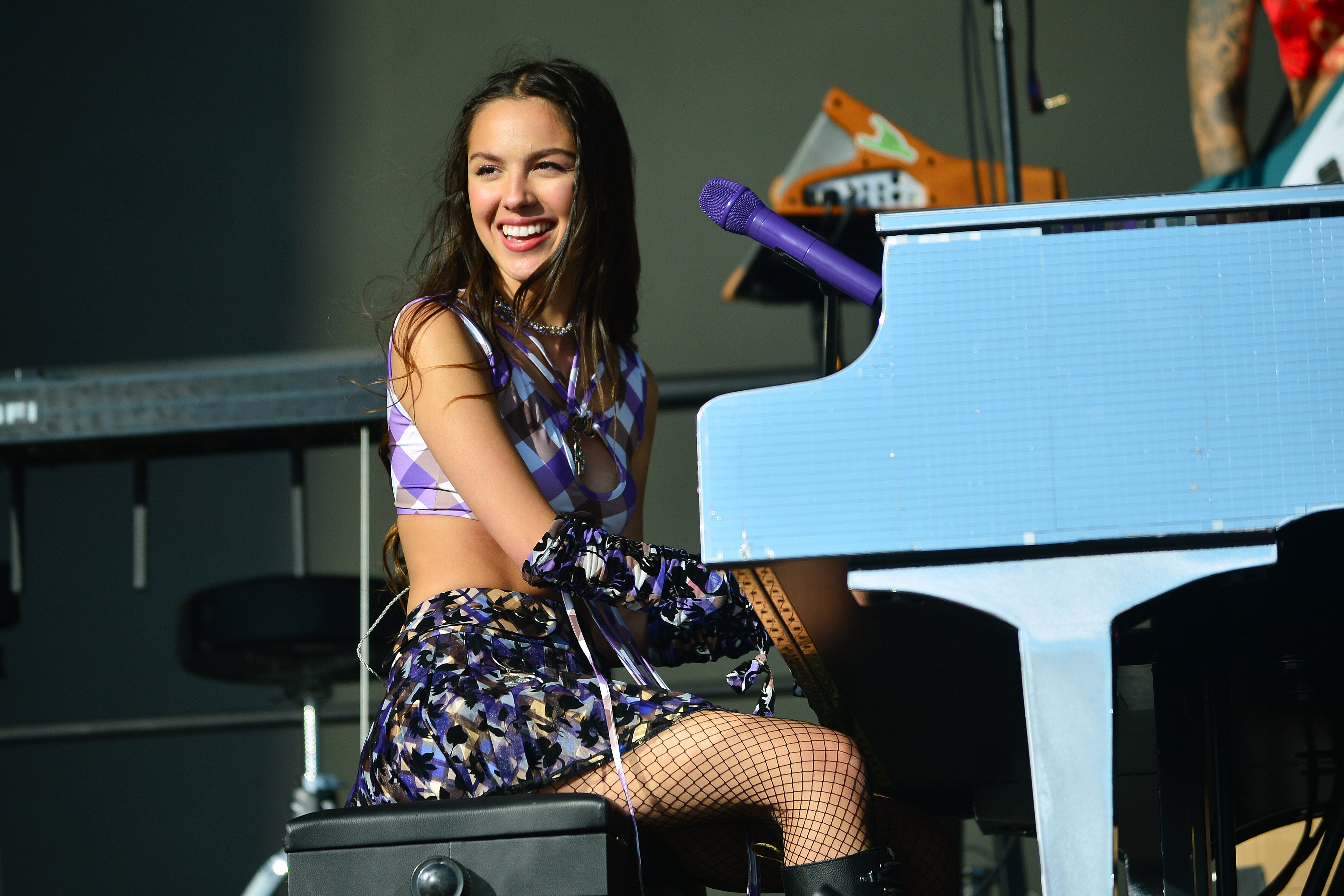 Olivia Rodrigo on stage at the Glastonbury Festival on June 25, 2022, in Glastonbury, England | Source: Getty Images