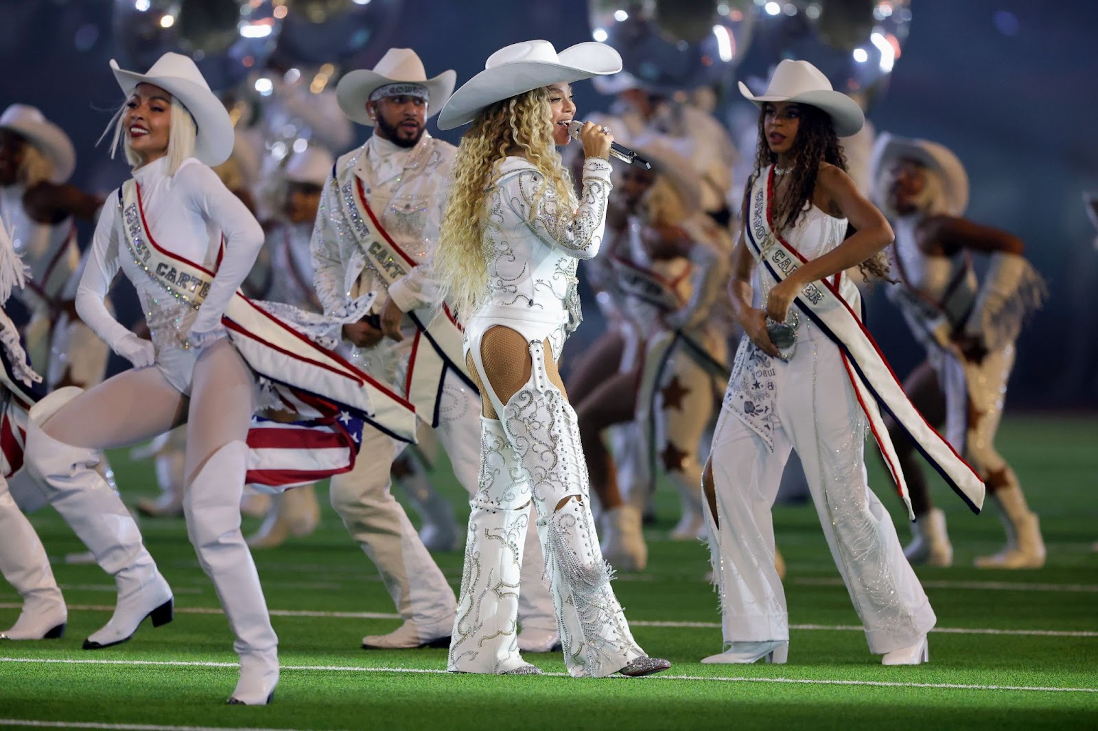 Beyoncé and Blue Ivy Carter | Source: Getty Images