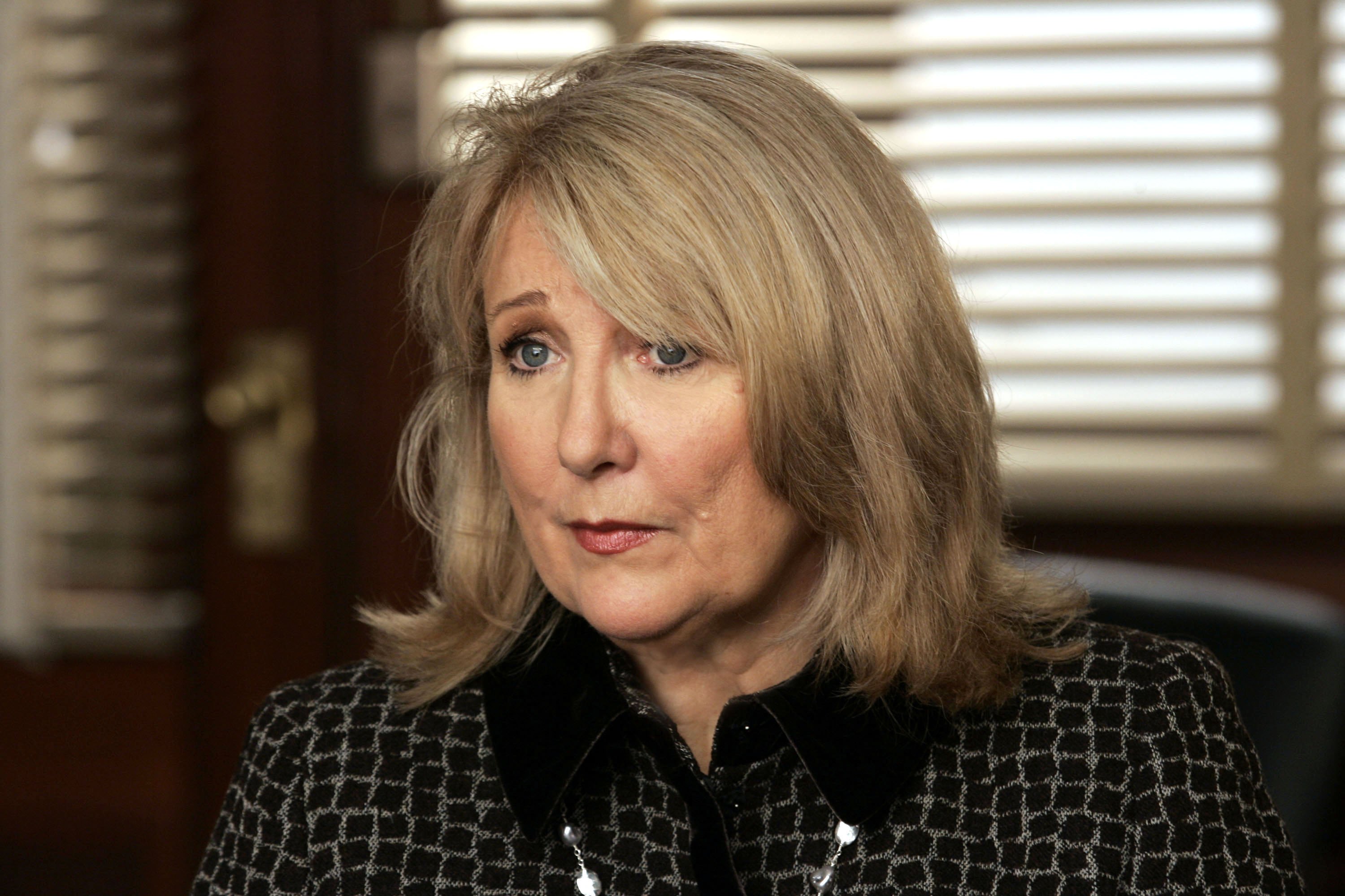 Teri Garr as Minerva Grahame-Bishop on season 8 of "Law & Order: Special Victims Unit" on October 14, 2005 | Source: Getty Images