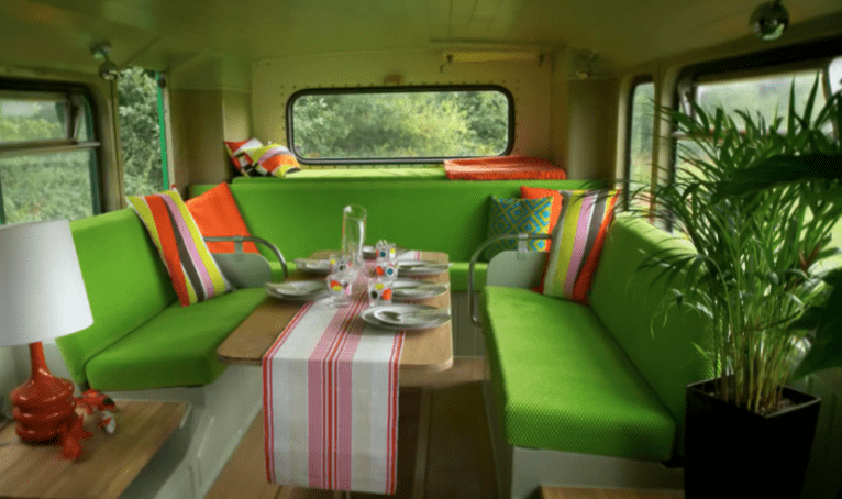 Dining room inside the stylish mobile home | Source: air.tv/NationalEXPLORE CHANNEL