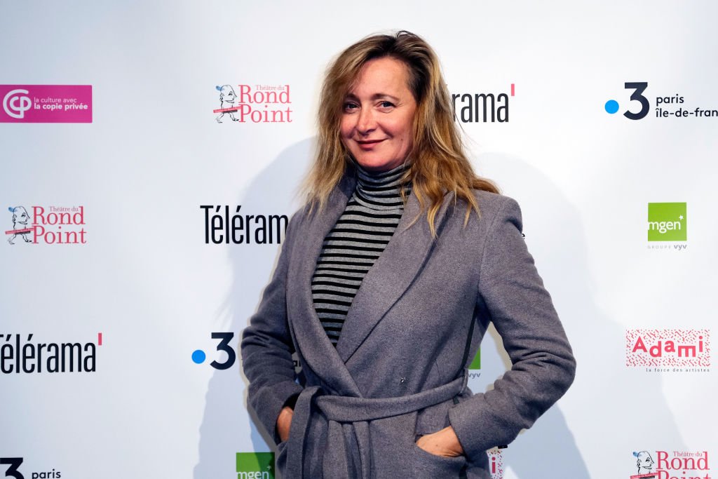 L'actrice Julie Ferrier assiste à la deuxième remise des prix Topor au Théâtre du Rond Point le 15 avril 2019 à Paris, France. | Photo : Getty Images