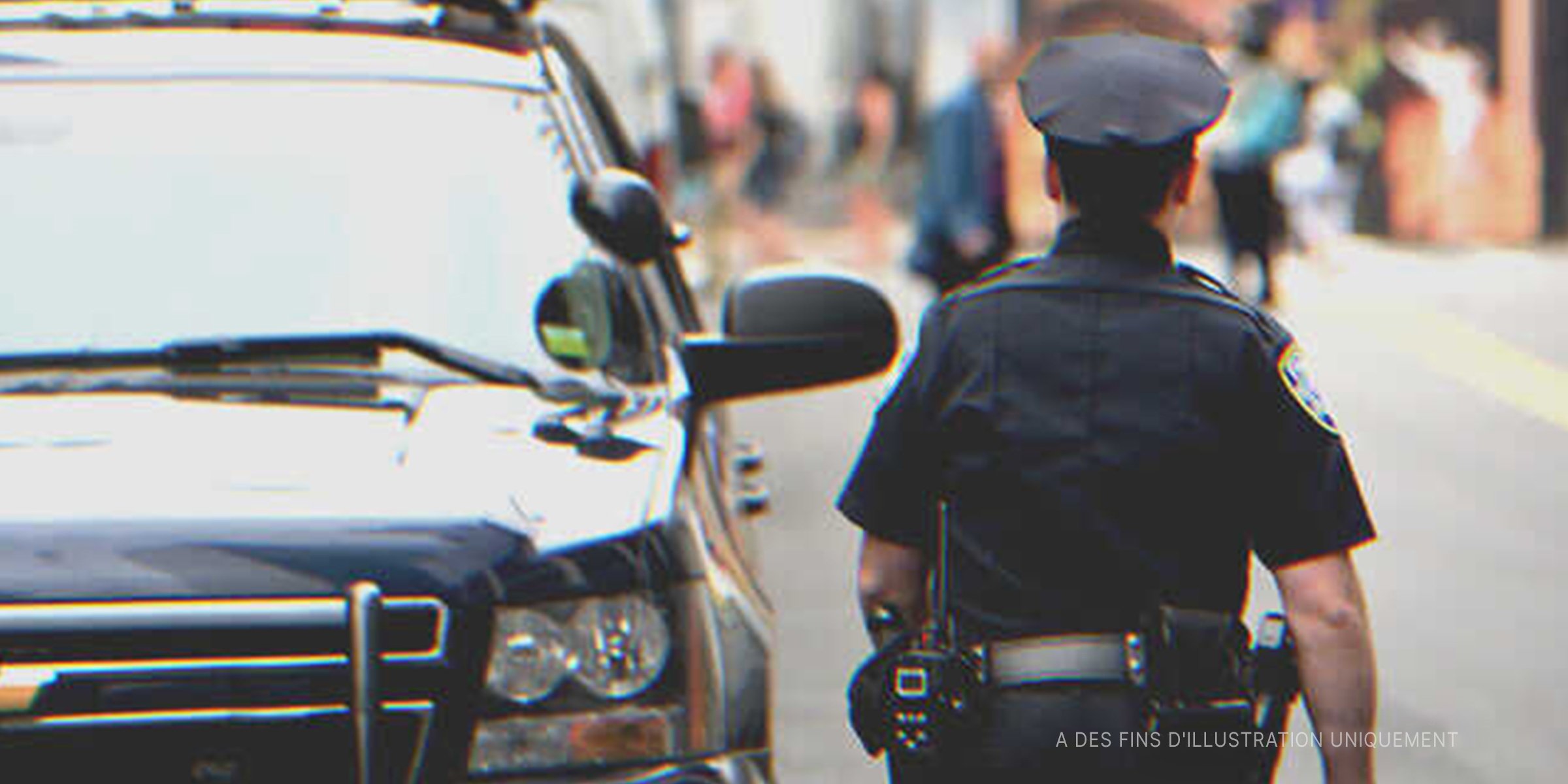 Un policier | Photo : Shutterstock