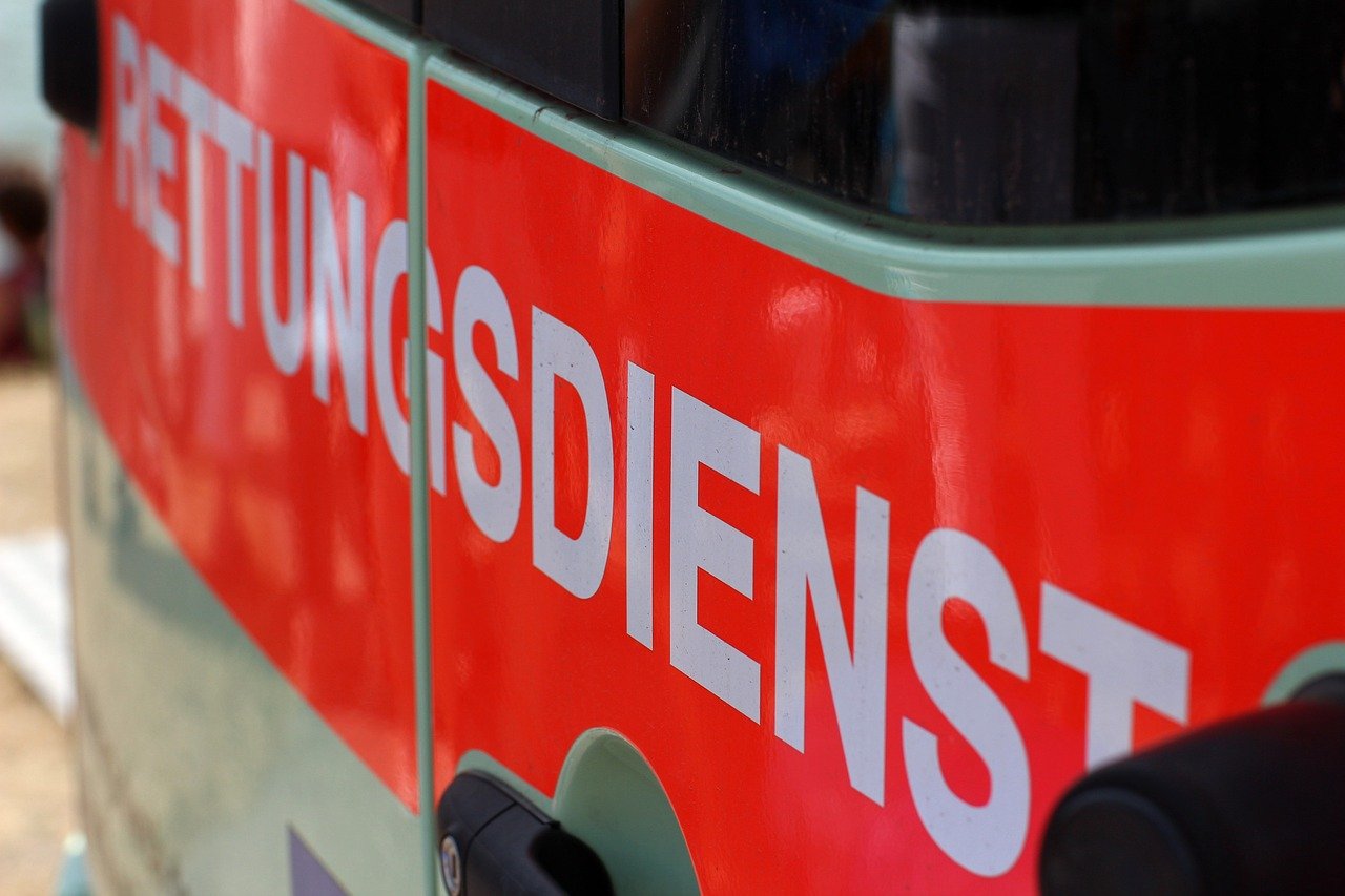 Une ambulance de Services Médicaux D'urgence. | Photo : Pixabay Une ambulance de Services Médicaux D'urgence. | Photo : Pixabay