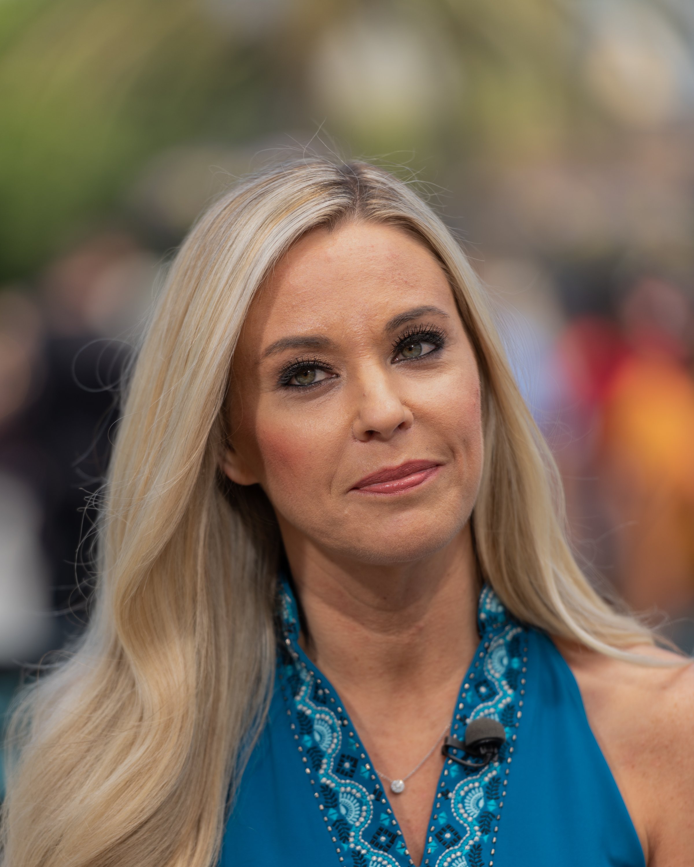 Kate Gosselin visits "Extra" at Universal Studios Hollywood on June 12, 2019 in Universal City, California | Source: Getty Images